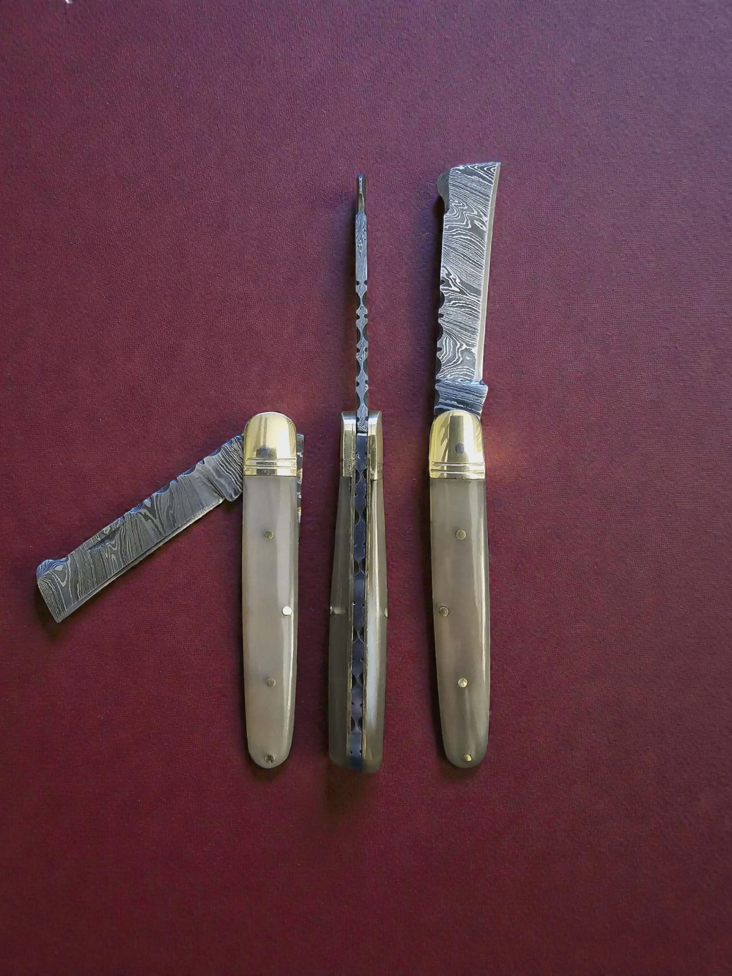 F003 - Χειροποίητο Sheepsfoot από Δαμασκηνό Ατσάλι & γυαλισμένο κέρατο κριαριού