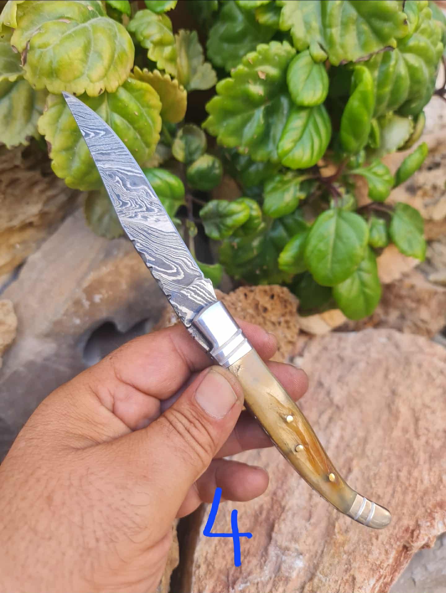 Handmade 22cm Laguiole Rustique with Damascus Steel - Ram Horn with D2 Stainless Steel