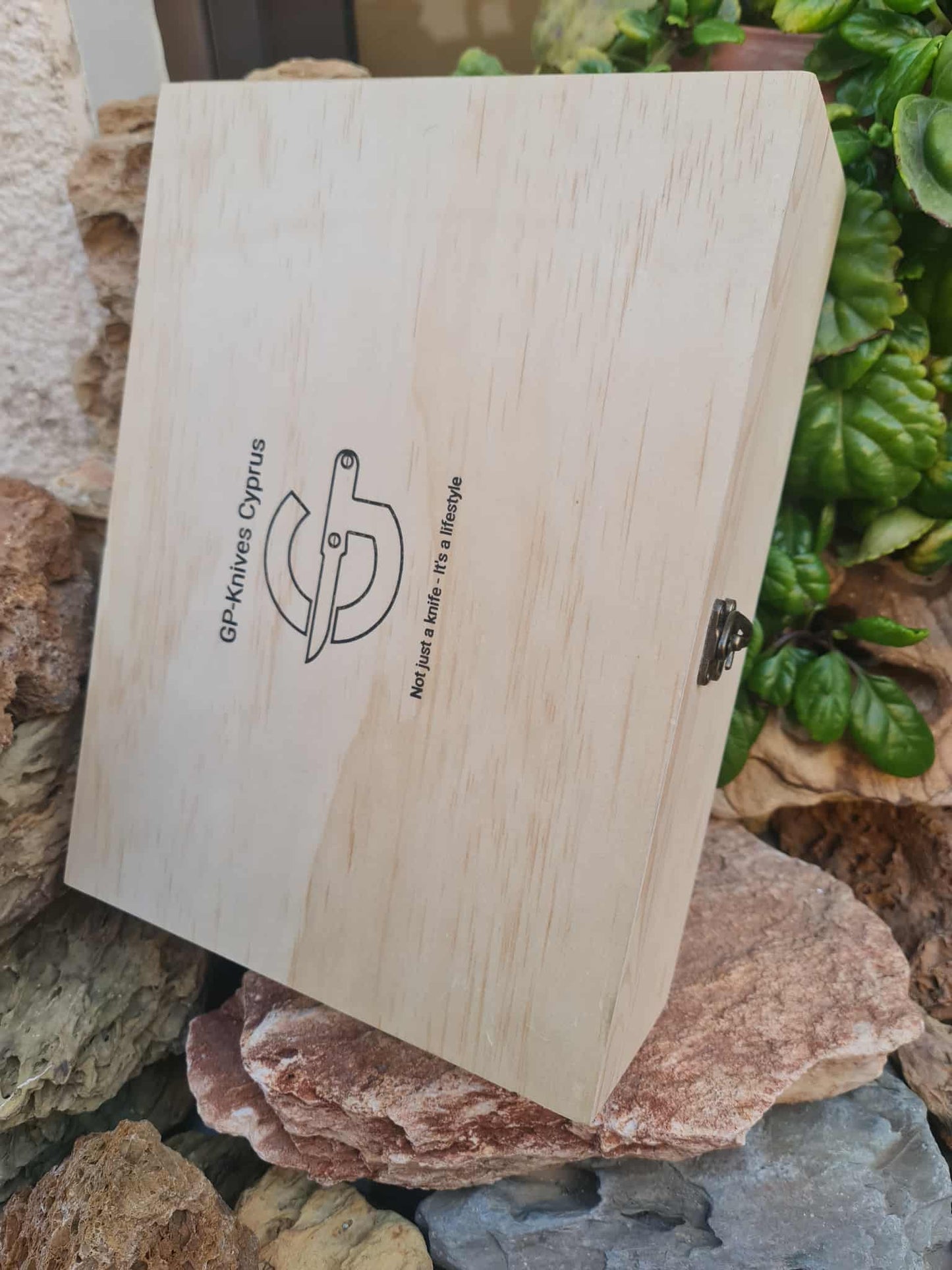 Wooden Gift Box with EVA Foam for Fixed Blade Knives with Sheath