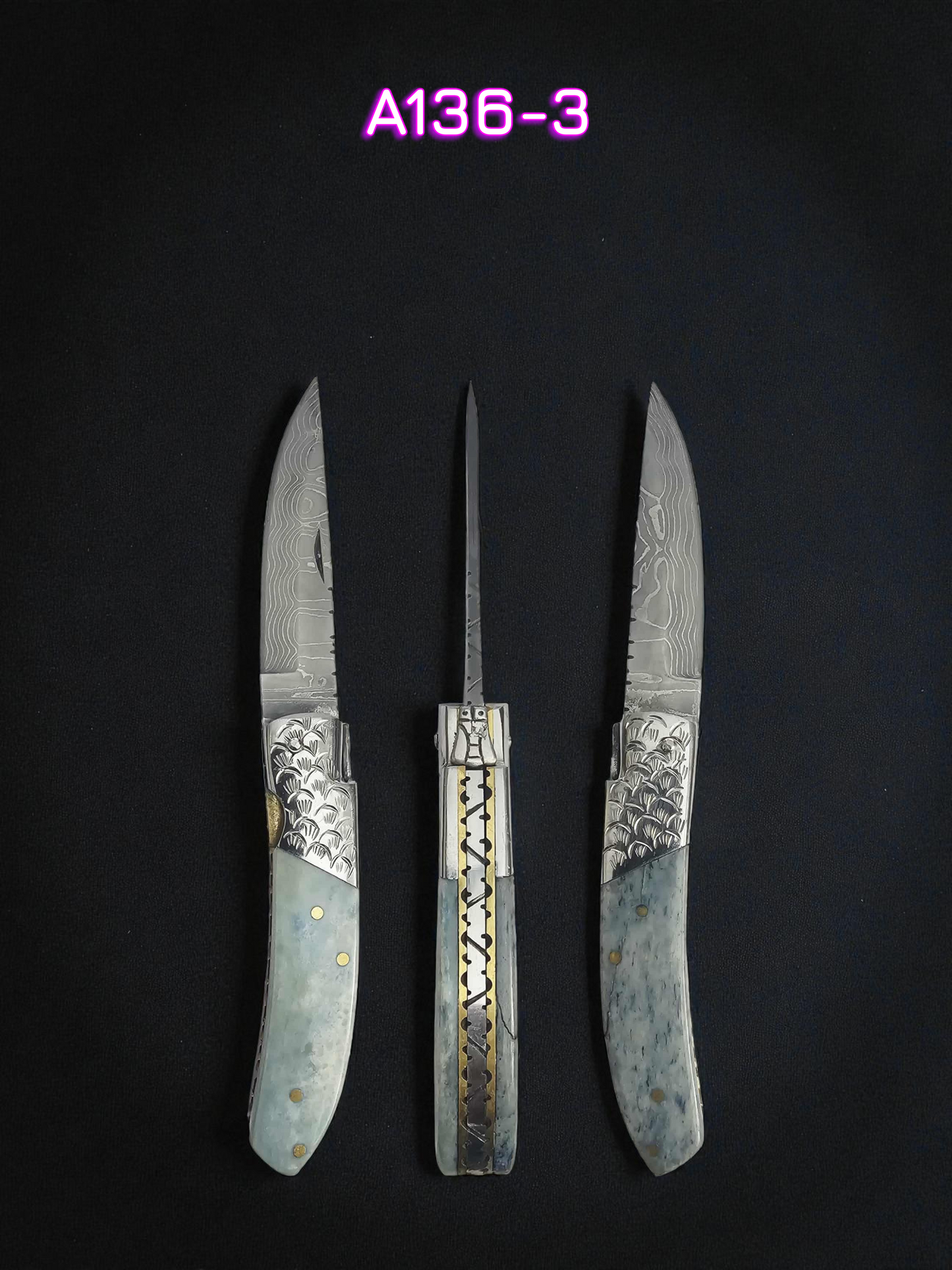 A136 Handmade Laguiole de Poche - New-Gen Damascus Steel (Rust Free) & Resin-Infused Camel Bone