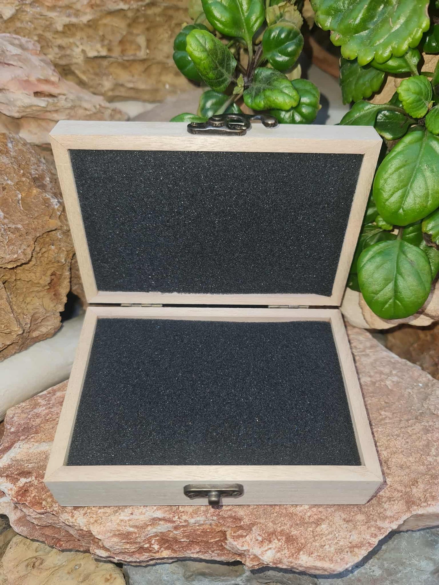 Wooden Gift Box with EVA Foam for Folding Knives