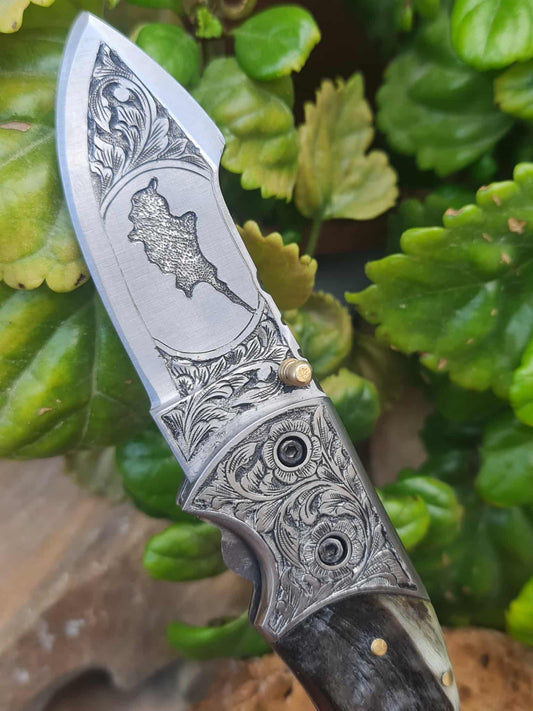 Handmade Limited Edition with Serial Number 18cm Knife with 420 Stainless Steel with Master Hand-Engraved Artistic Micro-Design & Asian Mouflon Horn