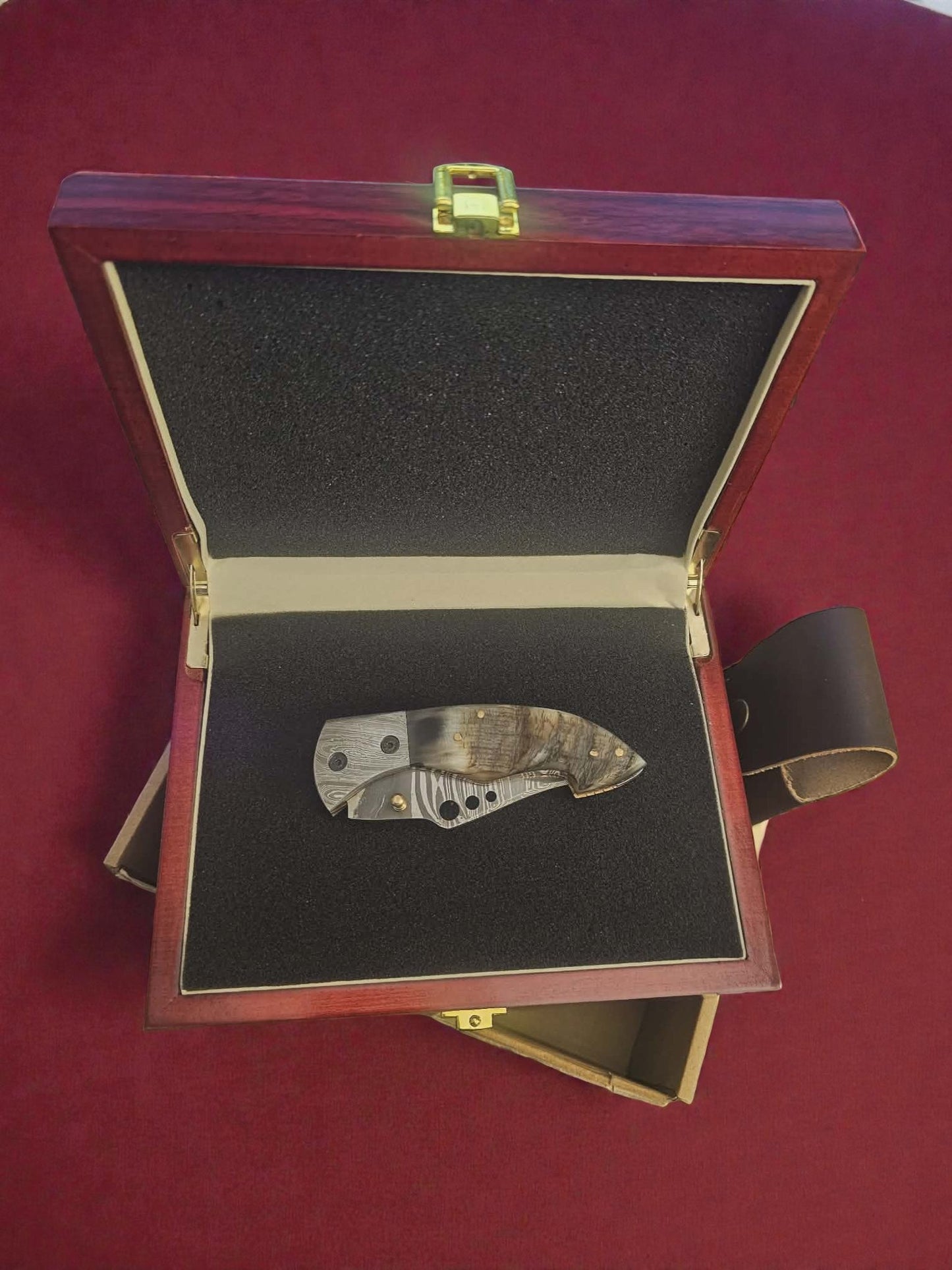 F052 - Χειροποίητο Stalwart EDC από Δαμασκηνό ατσάλι & Κέρατο άγριου κριαριού