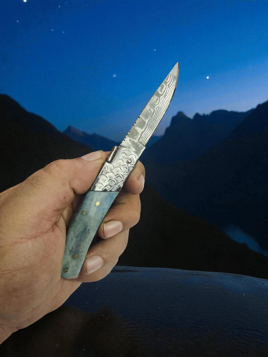 A136 Handmade Laguiole de Poche - New-Gen Damascus Steel (Rust Free) & Resin-Infused Camel Bone