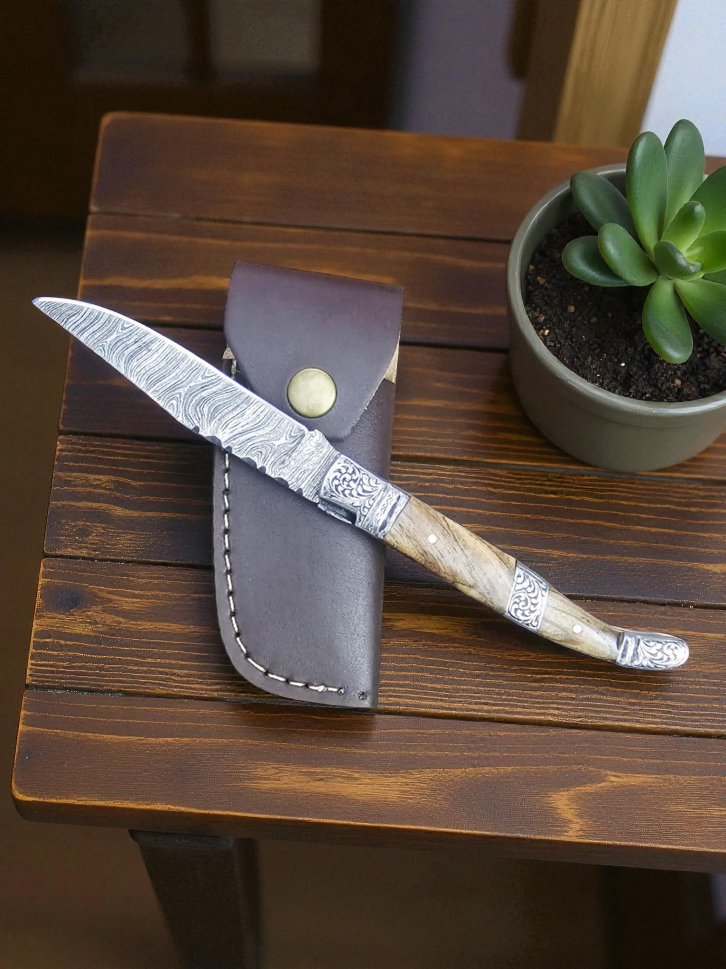 Z007 Soft Leather Universal Knife Sheath for all Folding Knives