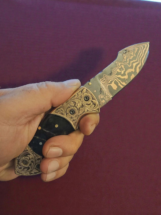 F070 - Χειροποίητο Exclusive EDC από Δαμασκηνό ατσάλι χαλκού & κέρατο άγριου κριαριού