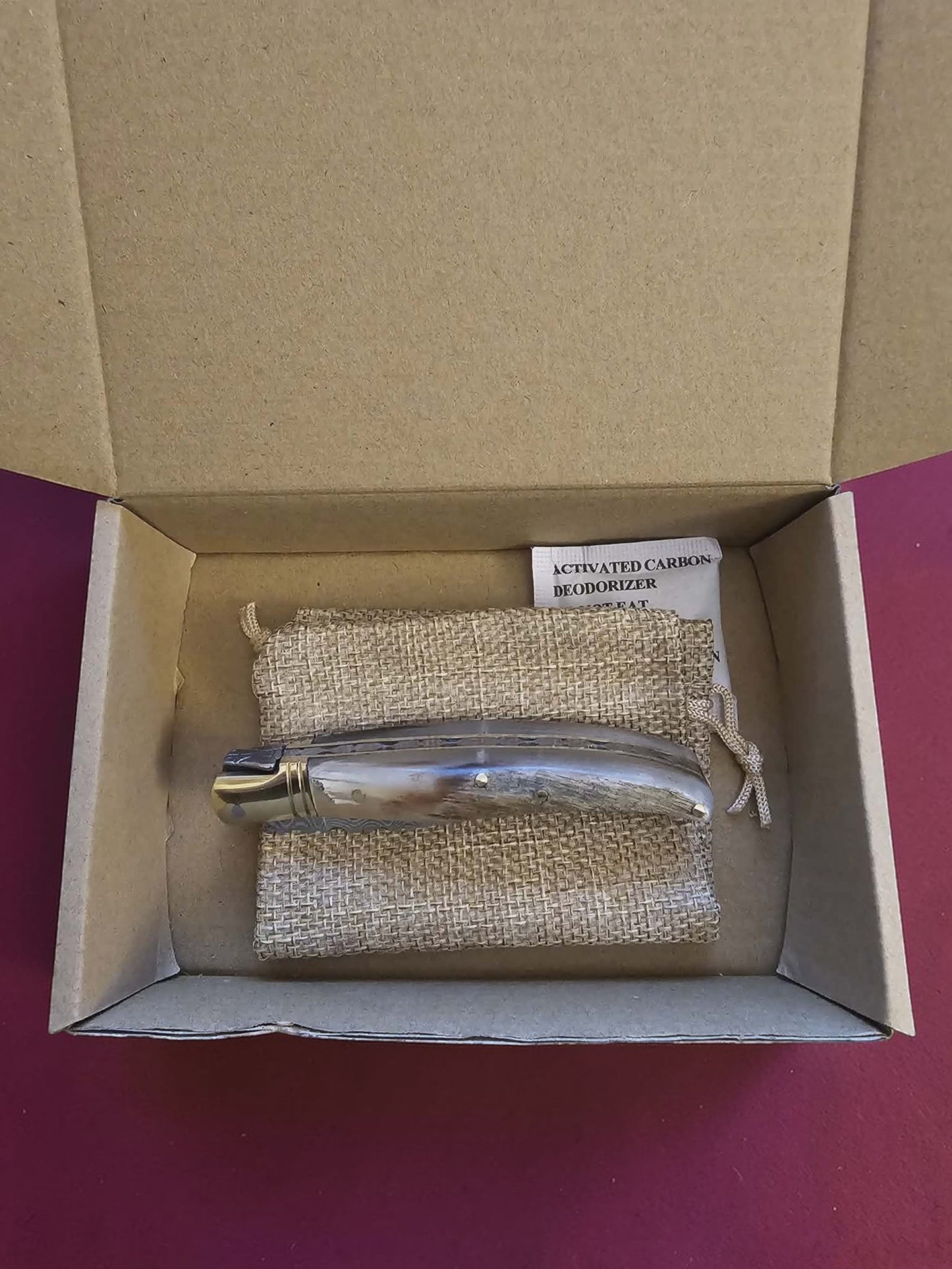 F085 Laguiole La Guêpe - Stainless Damascus & Horn