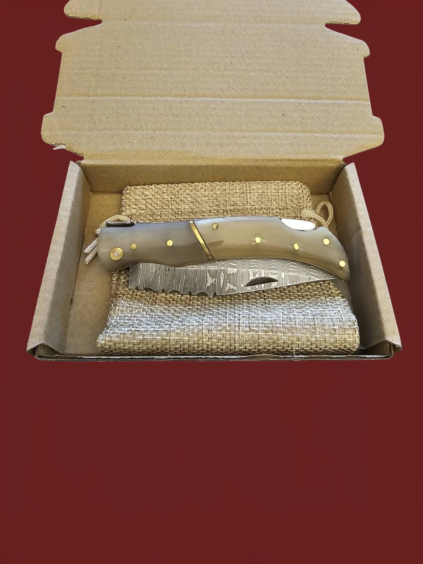F043 - Laguiole Élite - Stainless Damascus & Horn