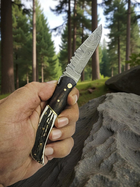 A128 Handmade Laguiole Élite - Damascus Steel - Rosewood & Red Deer Antler