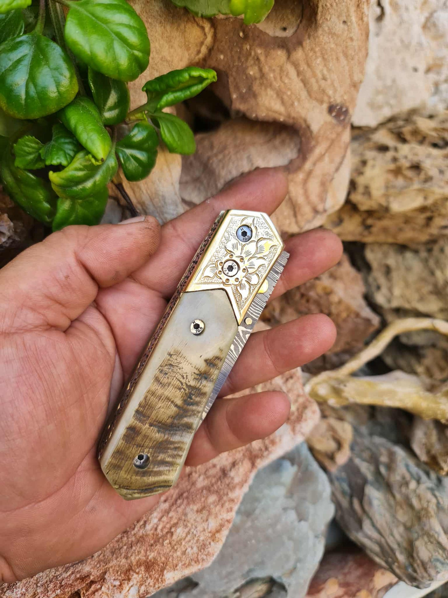 Handmade Limited Edition with Serial Number 20cm Knife with Damascus Steel - Cyprus Wild Mouflon Horn & Hand Engraved Brass (Exclusive Knife with Serial Number & Exclusive Gift Box)