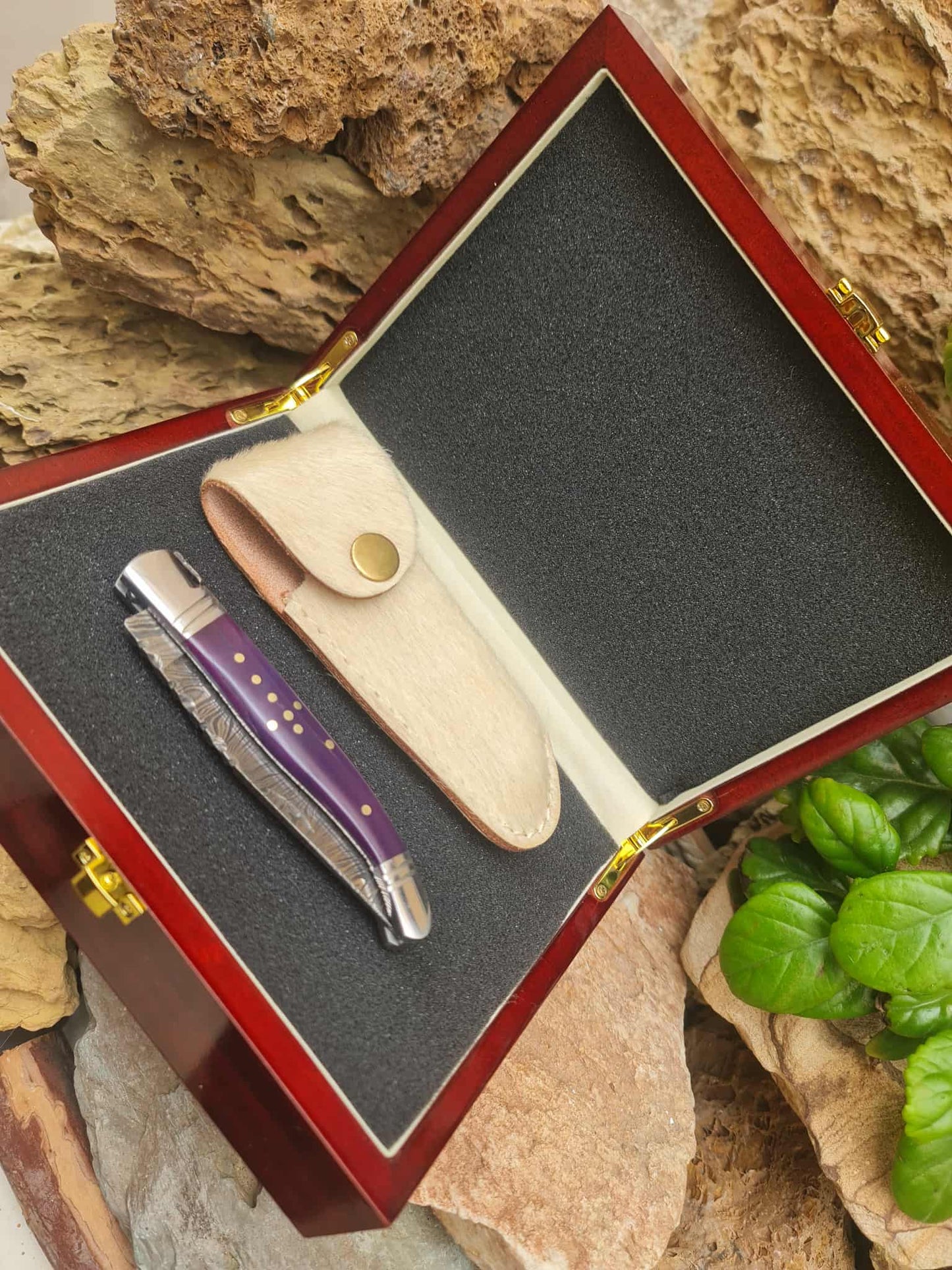 Premium Wooden Presentation Box with EVA Foam for Folding Knives