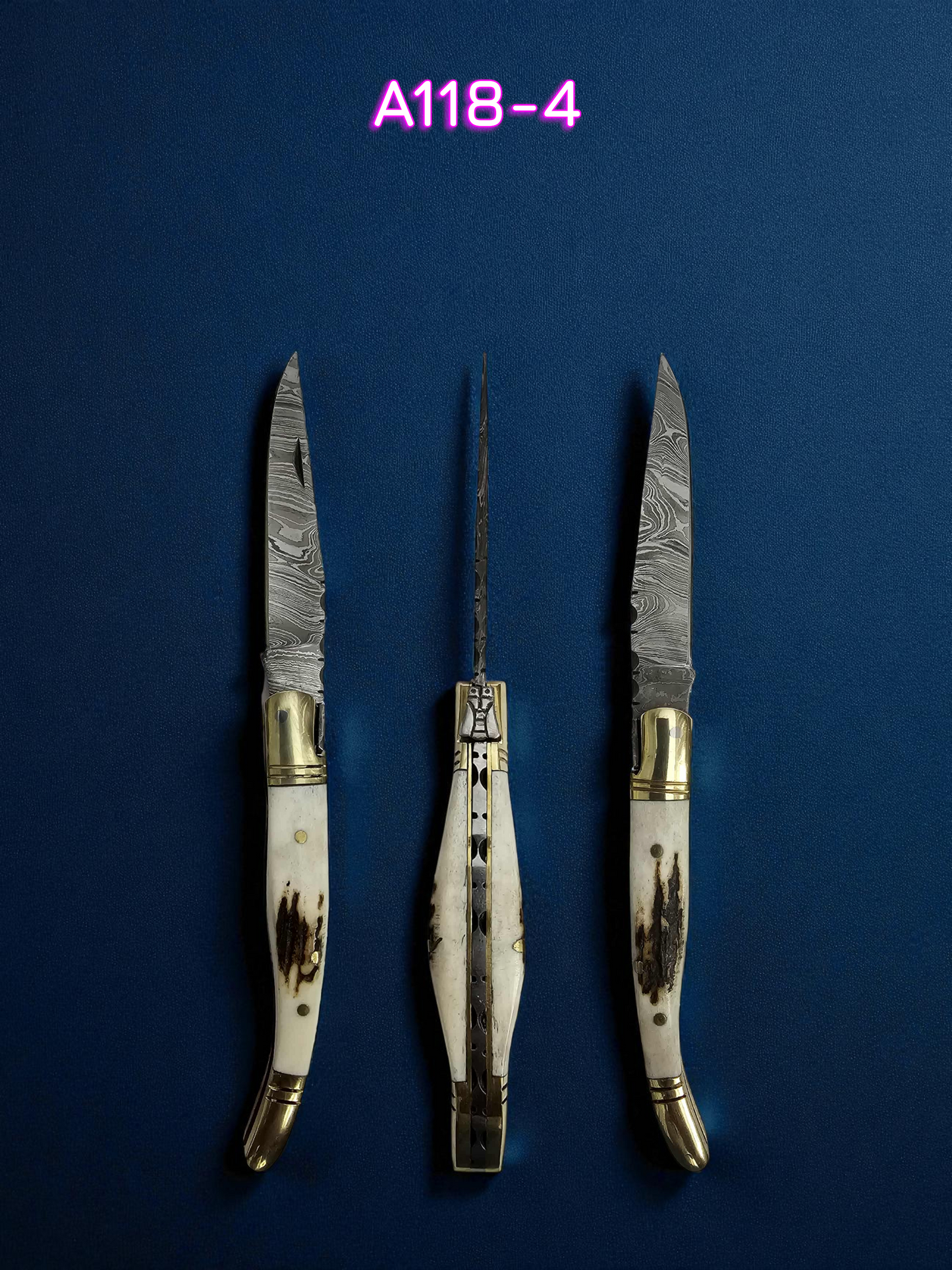 A118 Handmade Laguiole Petit - Damascus Steel & Red Deer Antler