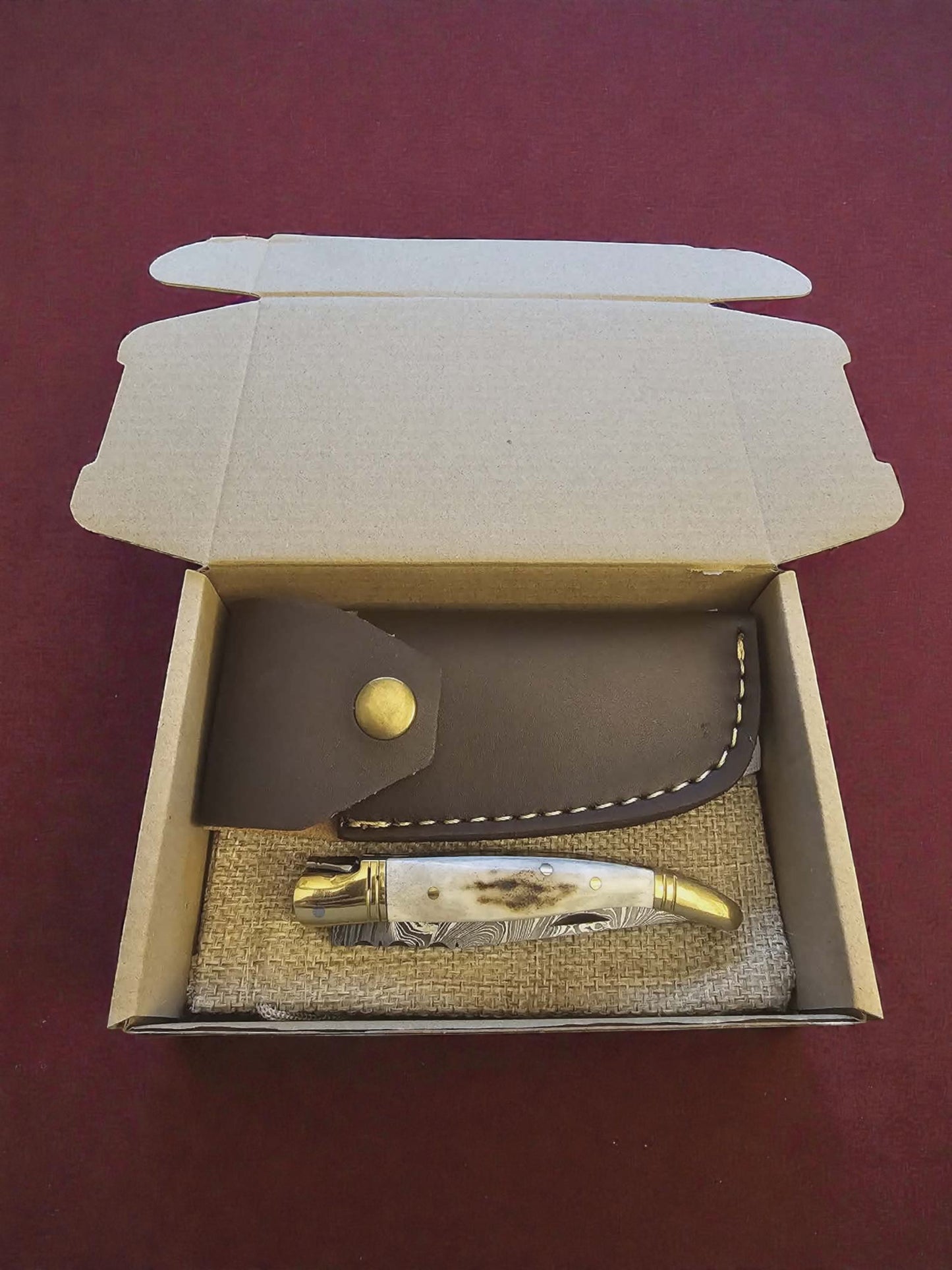 F006 - Χειροποίητο Laguiole Petit από Δαμασκηνό Ατσάλι & κέρατο ελαφιού