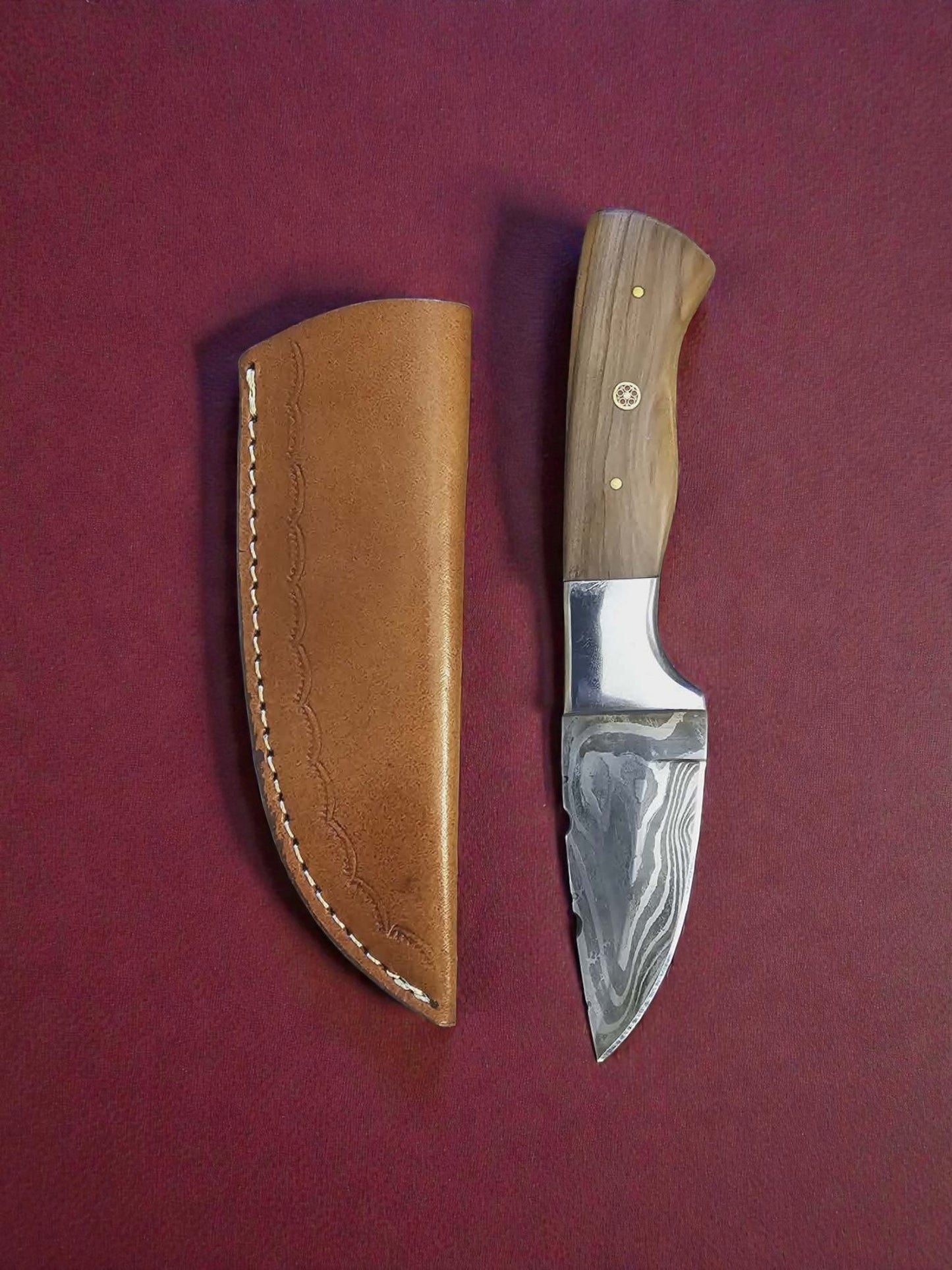 R003 - Χειροποίητο Skinner από Δαμασκηνό ατσάλι & Ξύλο ελιάς