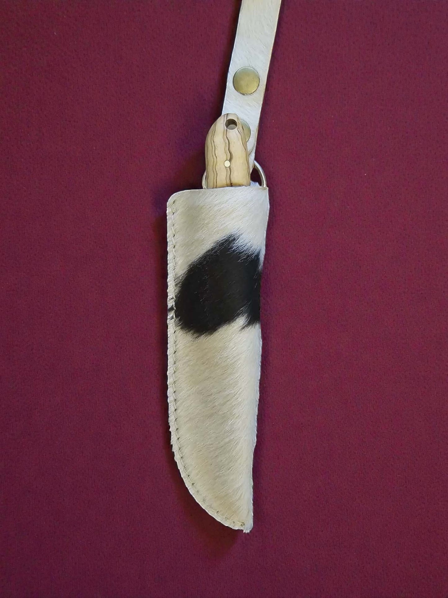 R020 - Χειροποίητο Exclusive Hunting Knife από Δαμασκηνό ατσάλι χαλκού & Ξύλο ελιάς