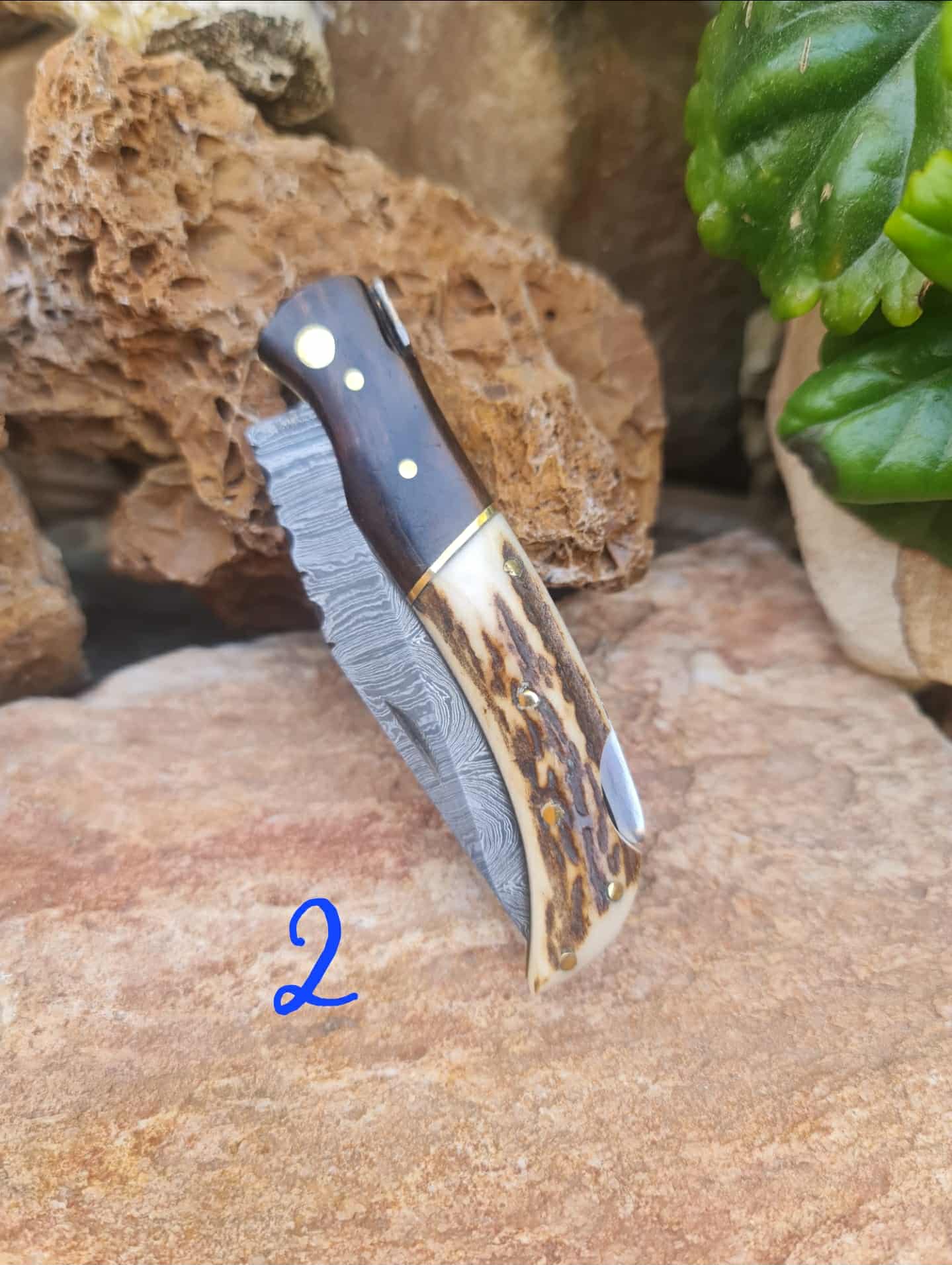 Handmade 19cm Laguiole Élite with Damascus Steel - Red Deer antler & Rosewood