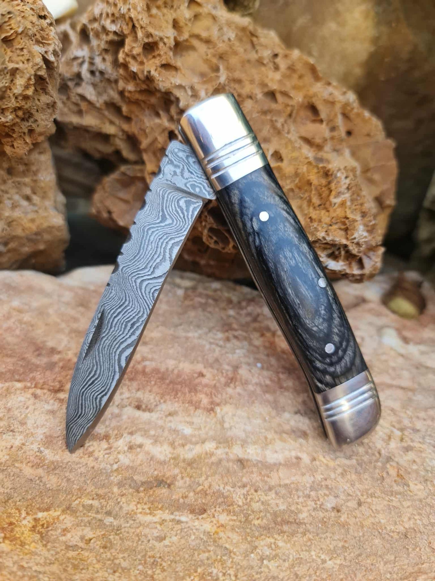 Handmade 18cm Slipjoint Knife with Damascus Steel - Resin wood & D2 Stainless Steel