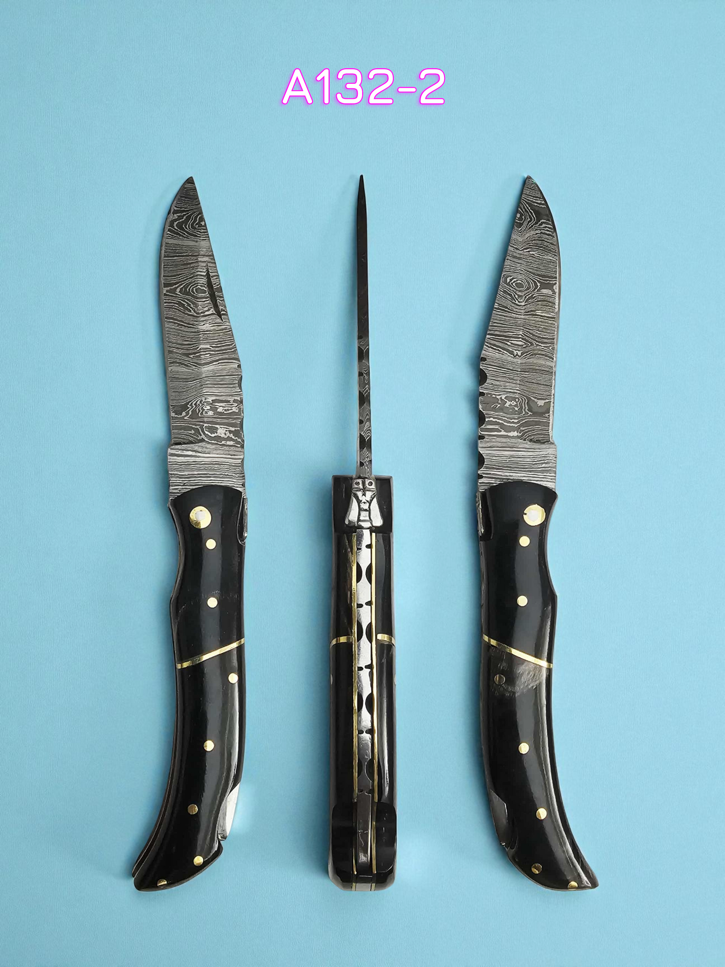 A132 Handmade Laguiole Élite - Damascus Steel & Buffalo Horn