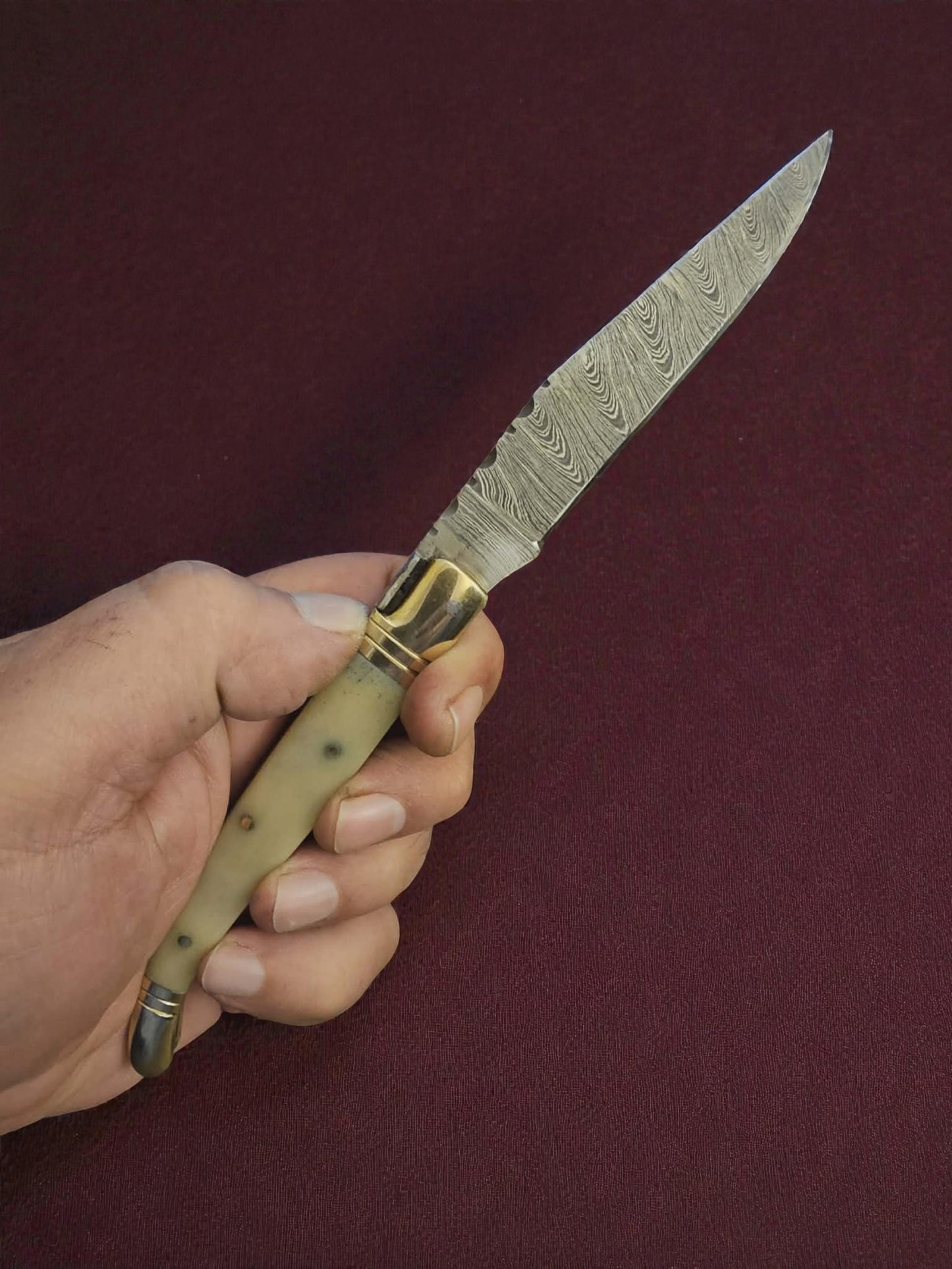 F009 Laguiole Classique – Damascus Steel & Bone