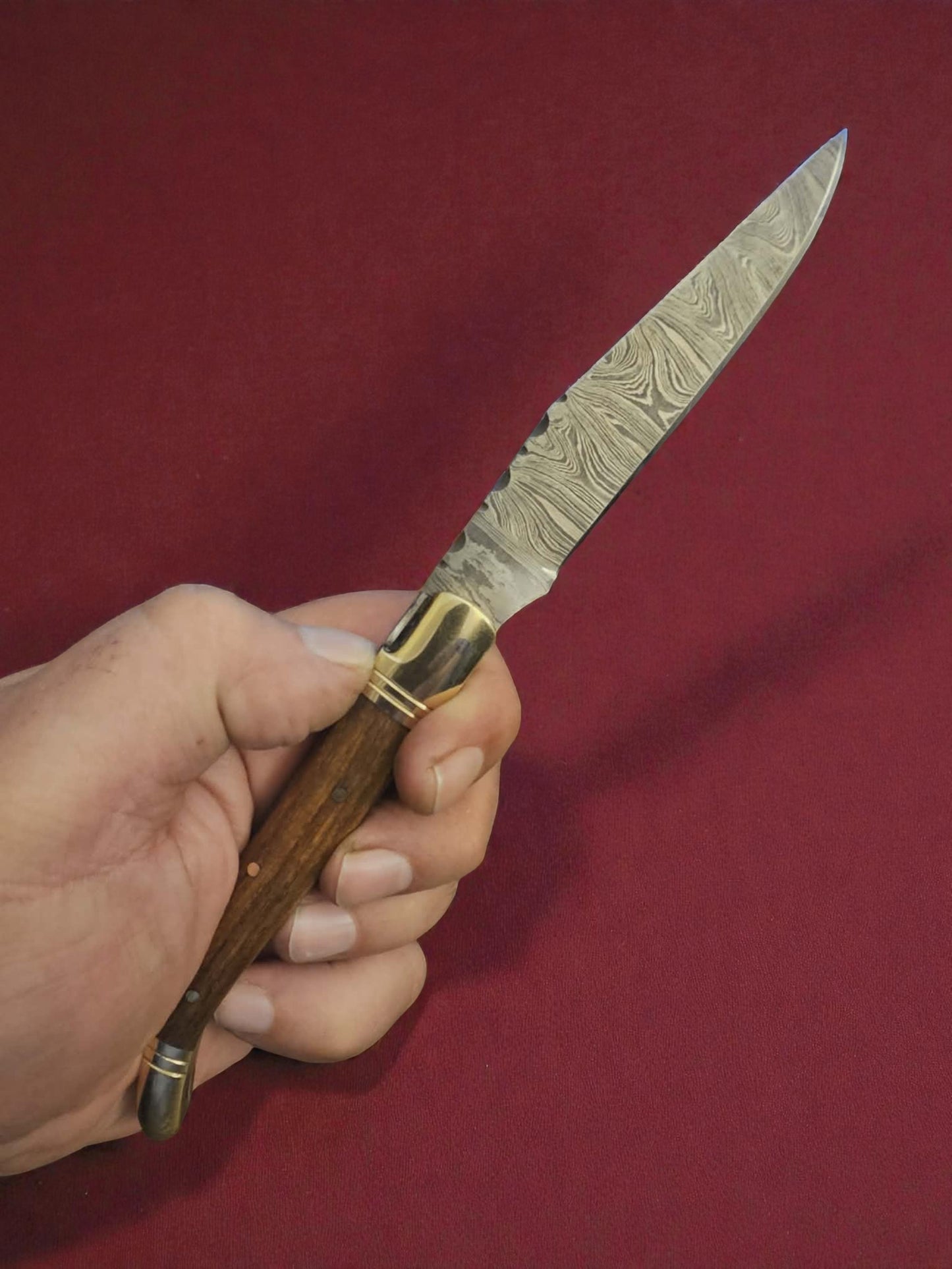 F007 - Χειροποίητο Laguiole Classique από Δαμασκηνό Ατσάλι & ξύλο καρυδιάς