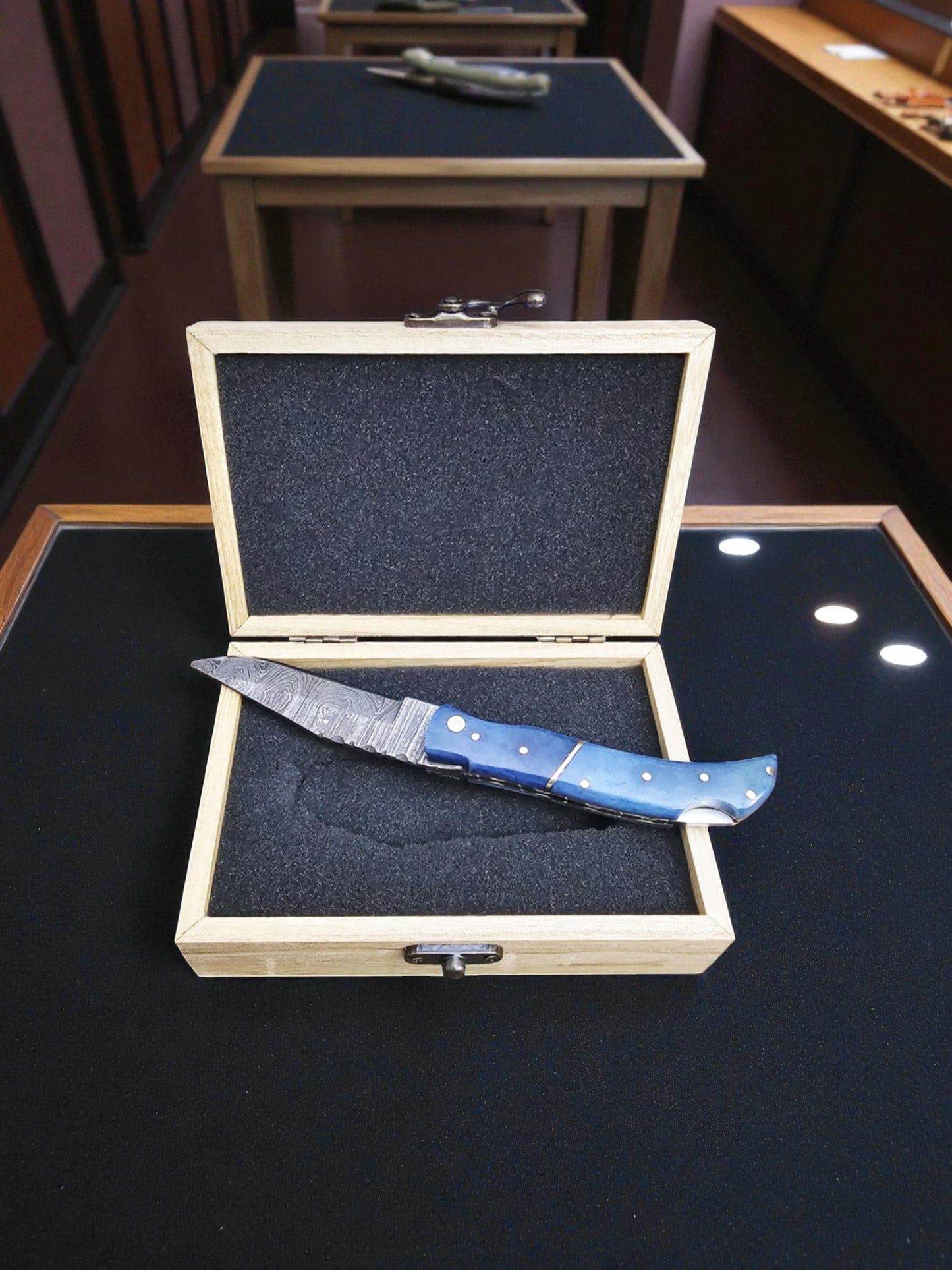 A129G – Handmade Laguiole Élite + Wooden Gift Box