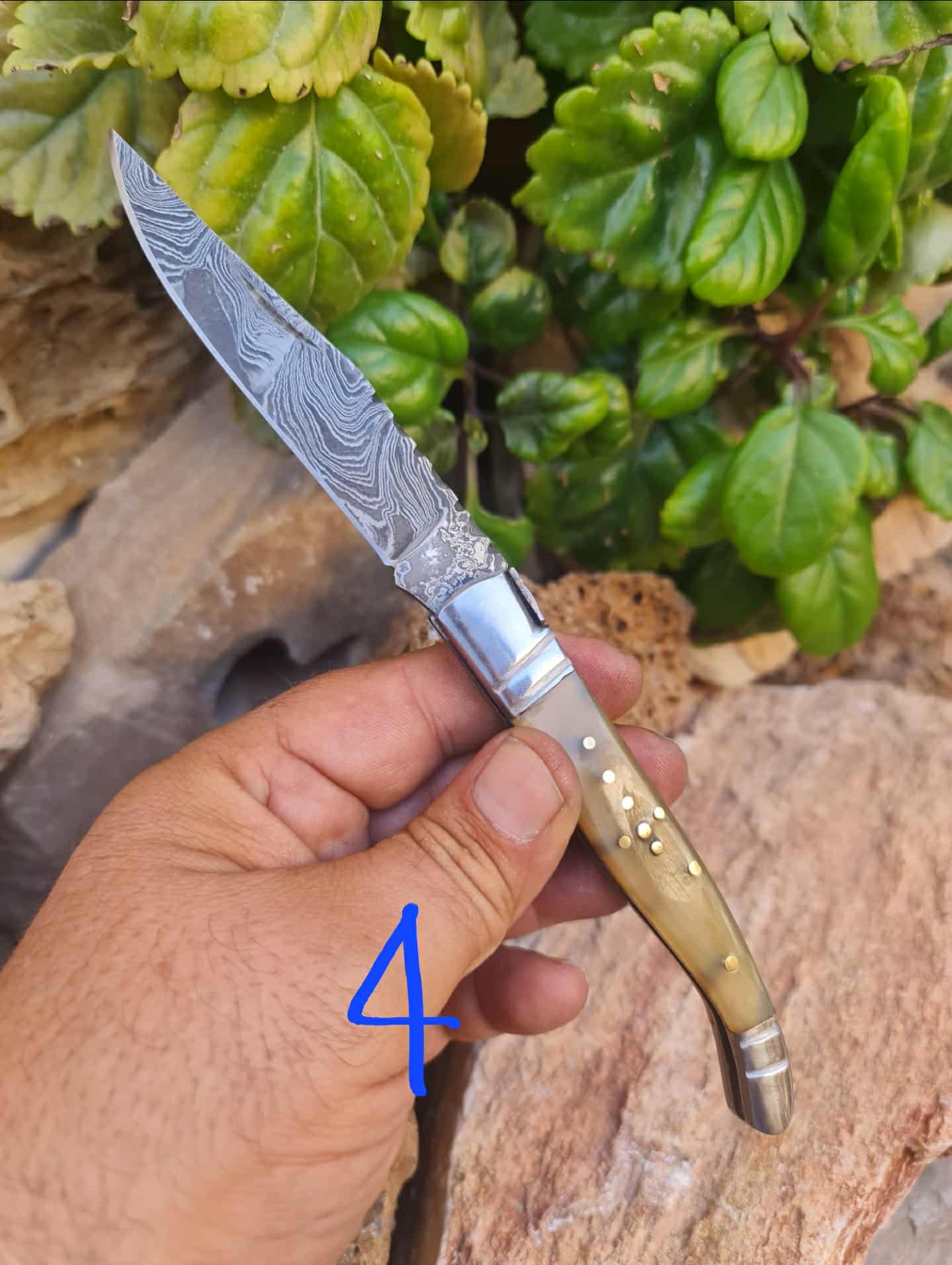 Handmade 22cm Laguiole Rustique with Damascus Steel - Ram Horn with D2 Stainless Steel