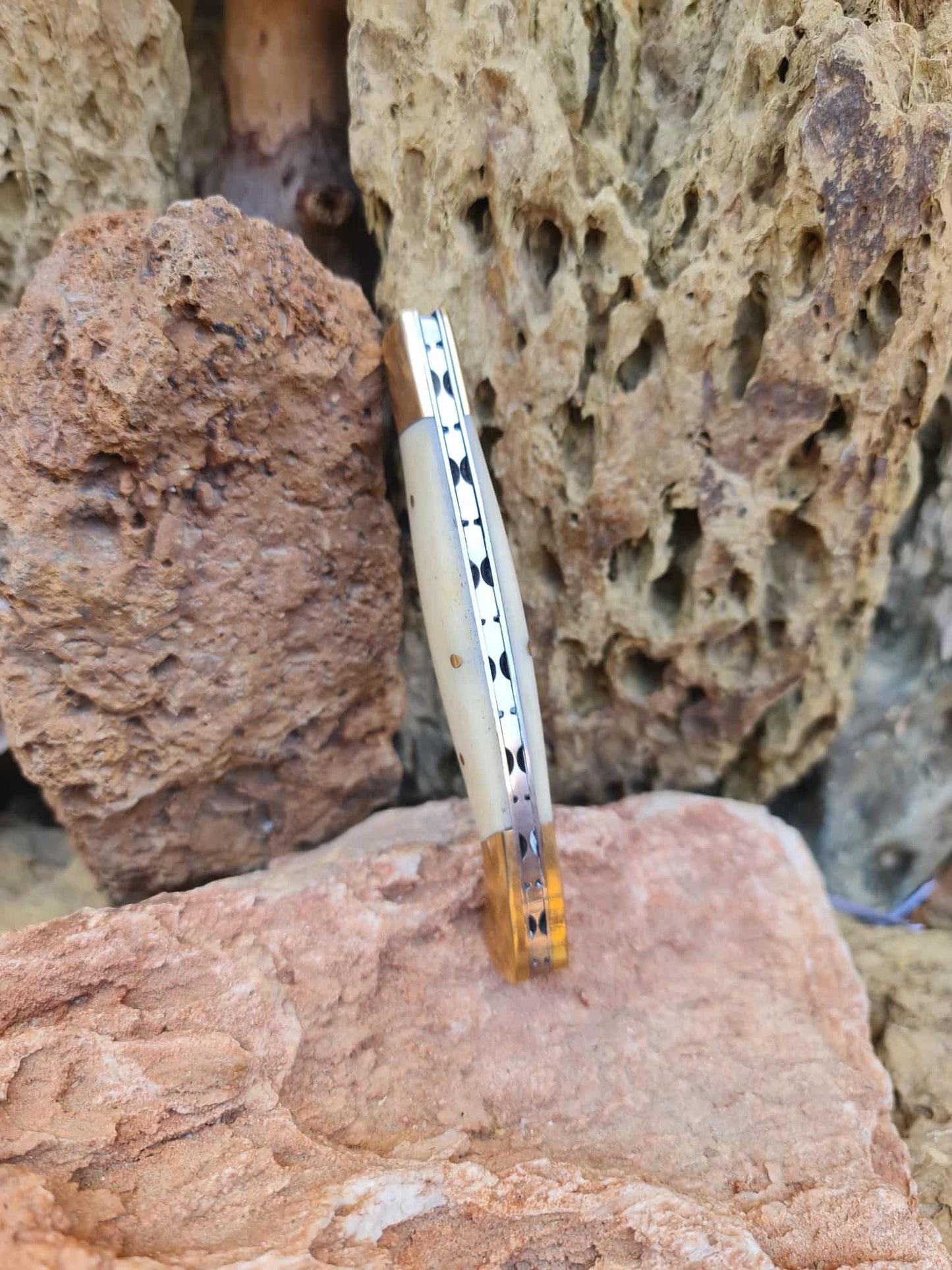 Handmade Resolza Pattadese – 23cm Italian Style Folding Knife with Damascus Steel - Brass & Camel Bone