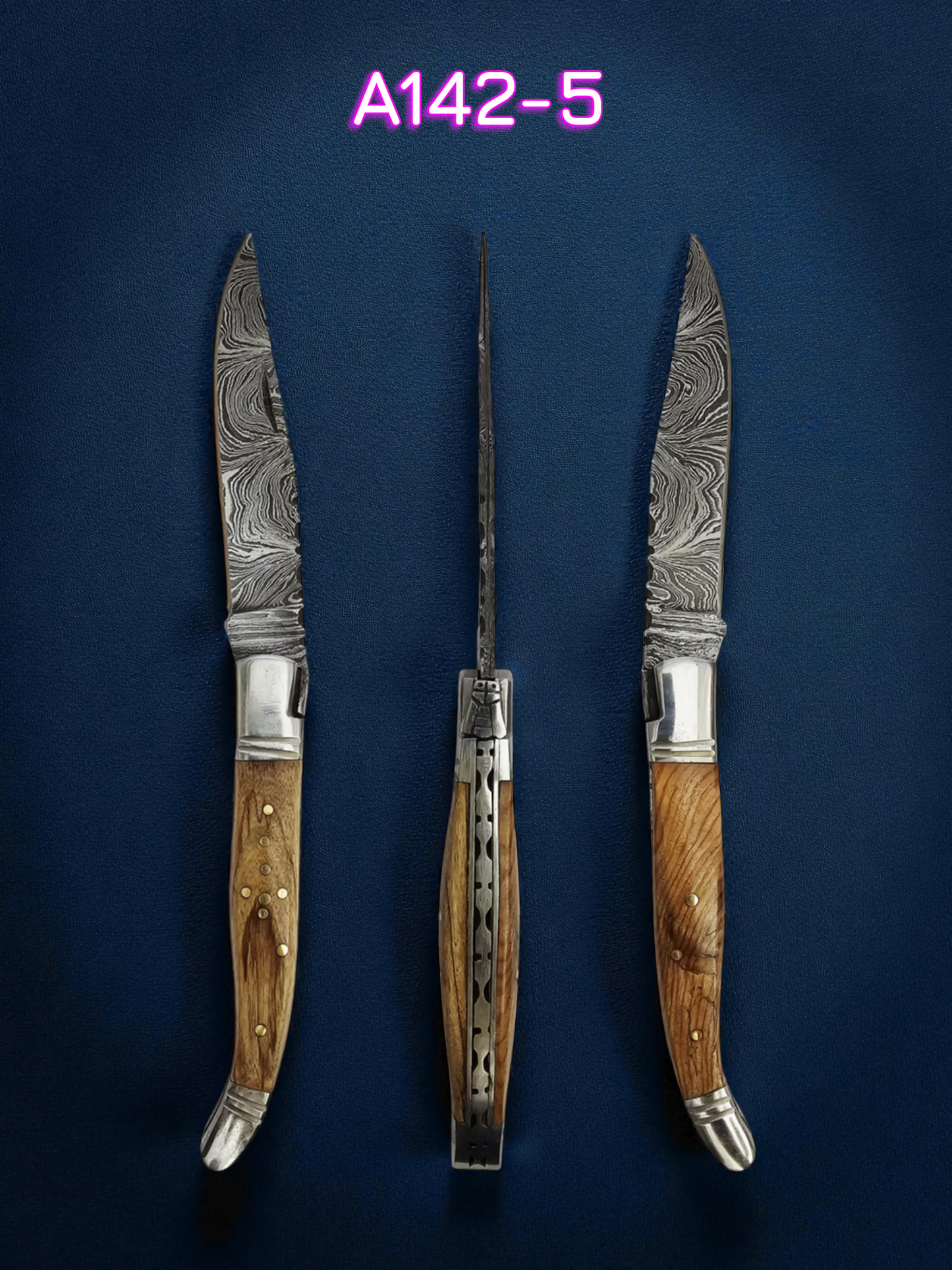 A142 Handmade Laguiole Rustique - Damascus Steel & Olive Wood