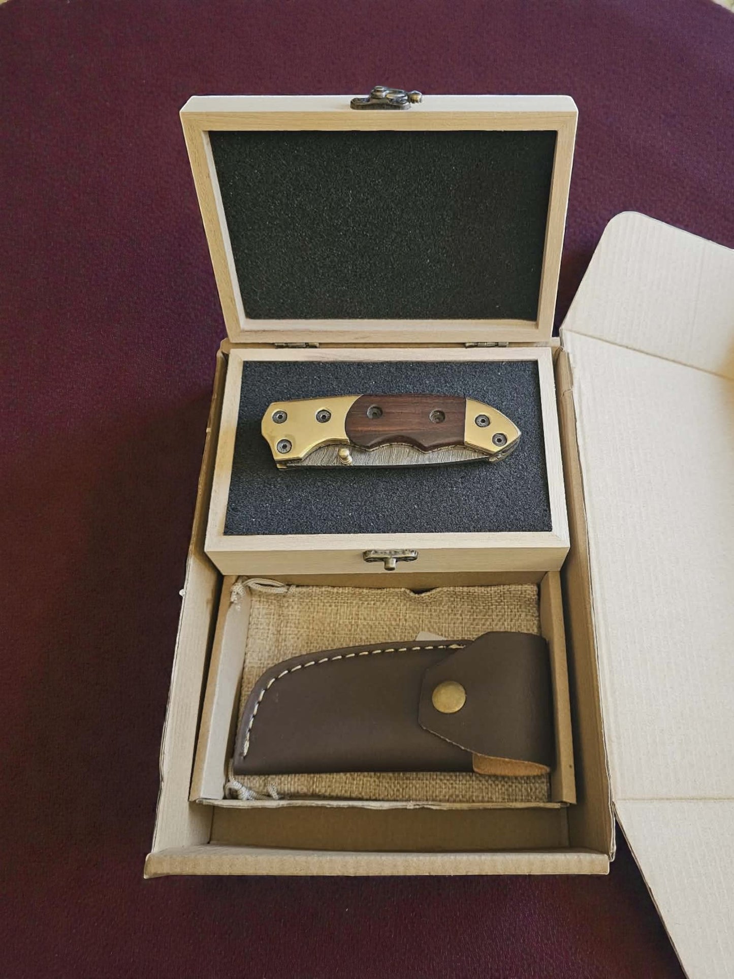 F056 - Χειροποίητο Tanto-EDC από Δαμασκηνό ατσάλι & Ξύλο καρυδιάς