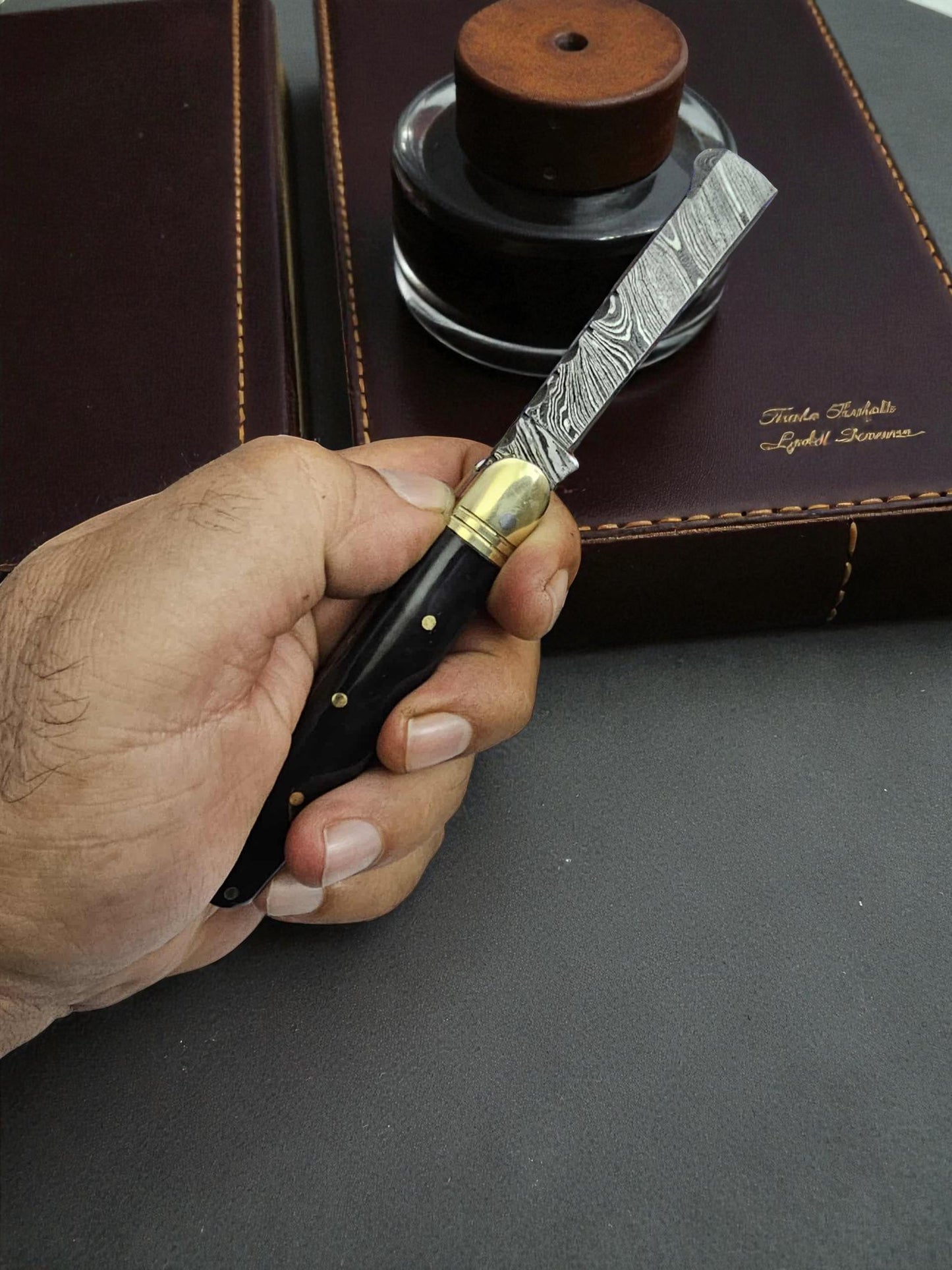 B158 Handmade Sheepsfoot - Damascus Steel & Buffalo Horn