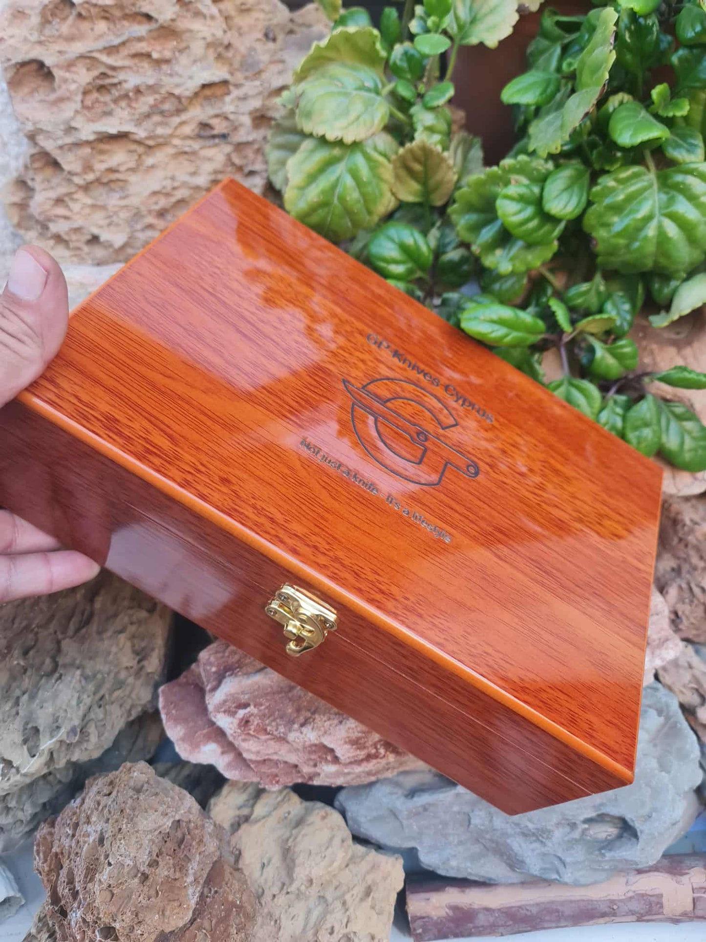 Premium Wooden Presentation Box with EVA Foam for Fixed Blade Knives