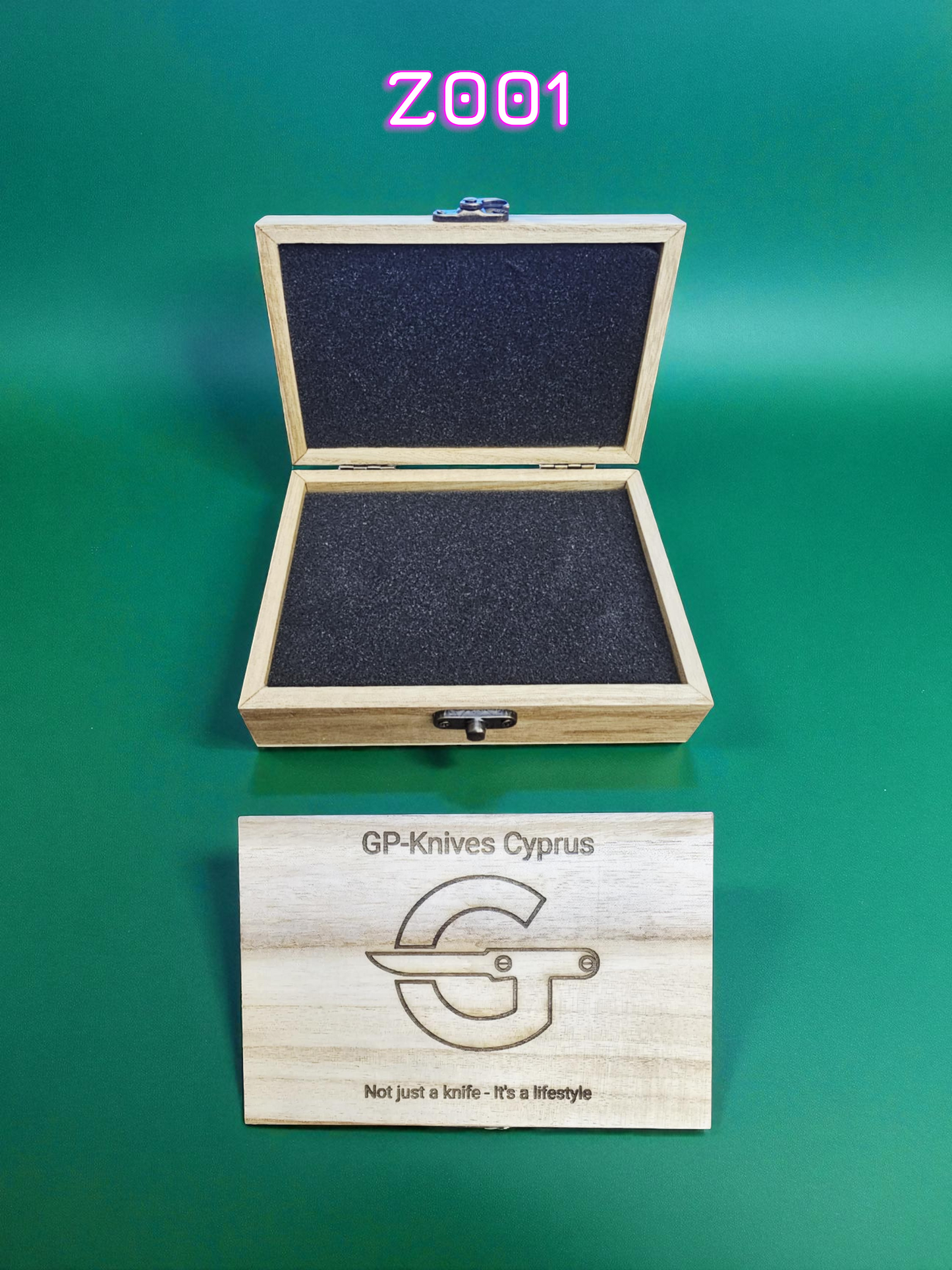 Ζ001 Ηand-crafted Wooden Gift Box with EVA Foam (15×10×5 cm)