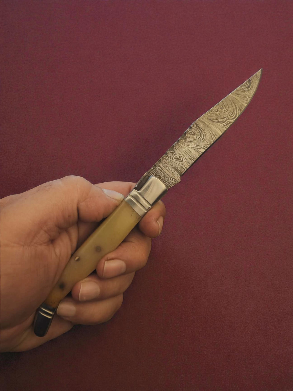 F020 - Laguiole Rustique - Damascus Steel & Bone