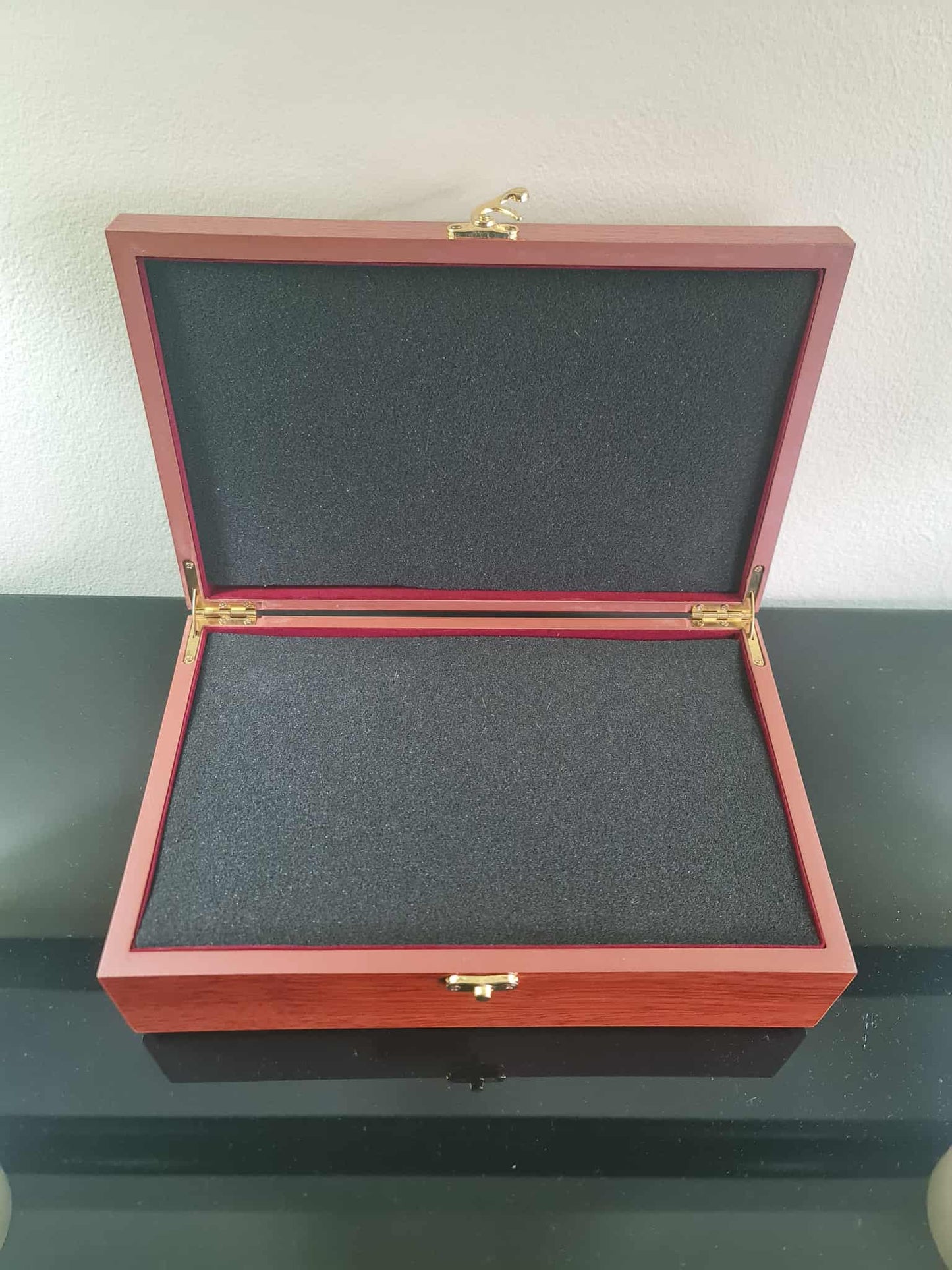 Premium Wooden Presentation Box with EVA Foam for Fixed Blade Knives