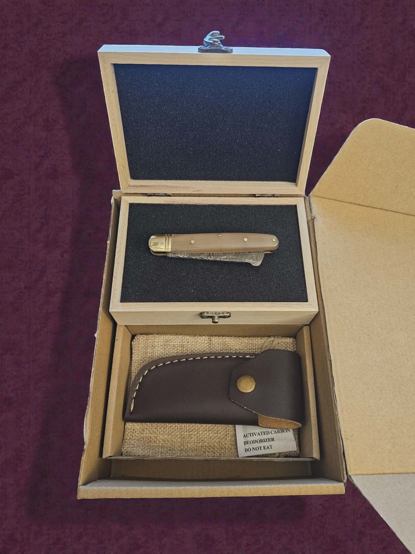 F003 - Χειροποίητο Sheepsfoot από Δαμασκηνό Ατσάλι & γυαλισμένο κέρατο κριαριού