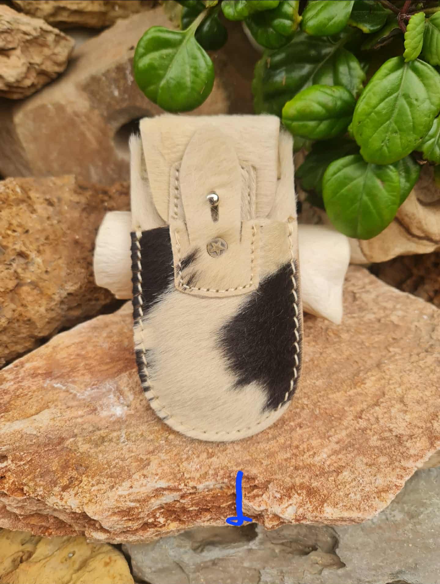 Luxury Ibex Leather Sheath with Natural Hair for Folding Knives