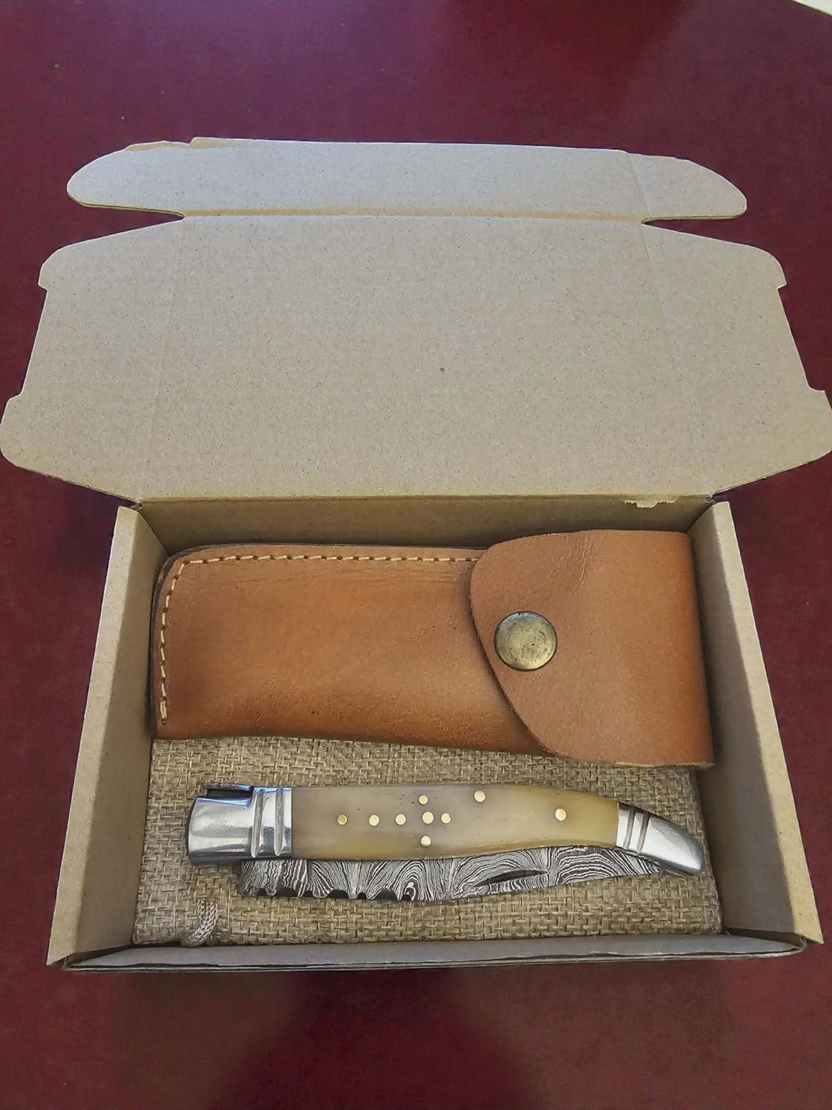 F020 - Laguiole Rustique - Damascus Steel & Bone