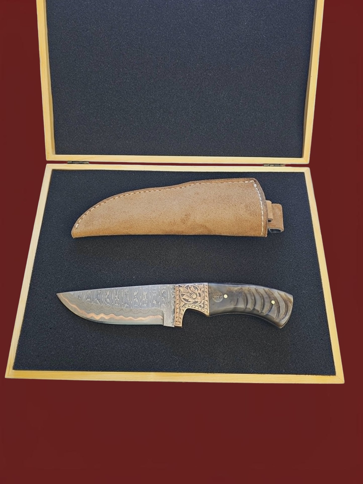 R028 Hunting Knife Cu-Mai & Horn