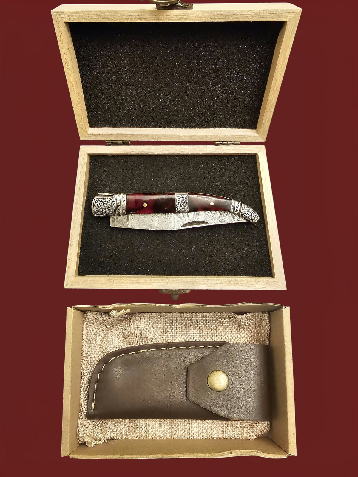 F144 Laguiole Art Edition - Damascus Steel & Resin