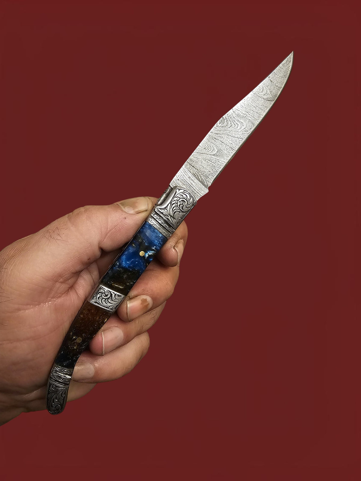 F143 Laguiole Art Edition - Damascus Steel & Resin