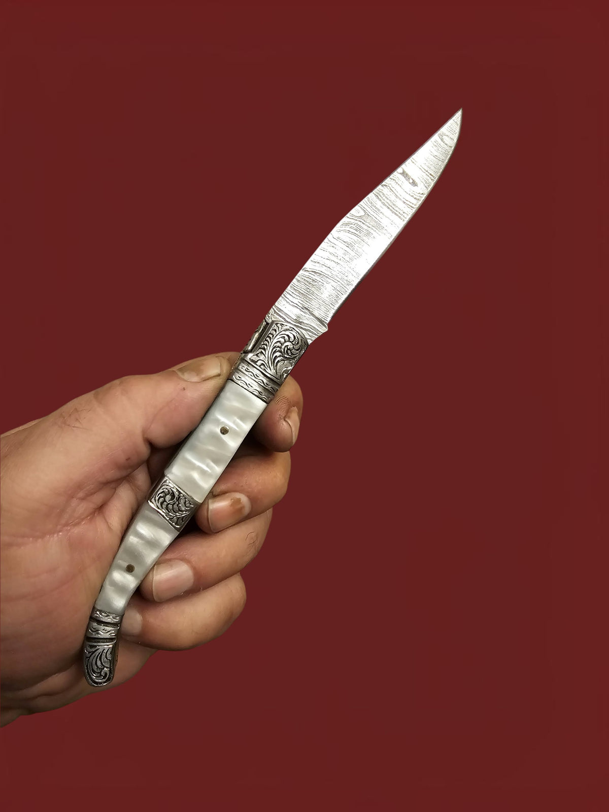 F141 Laguiole Art Edition - Damascus Steel & Resin