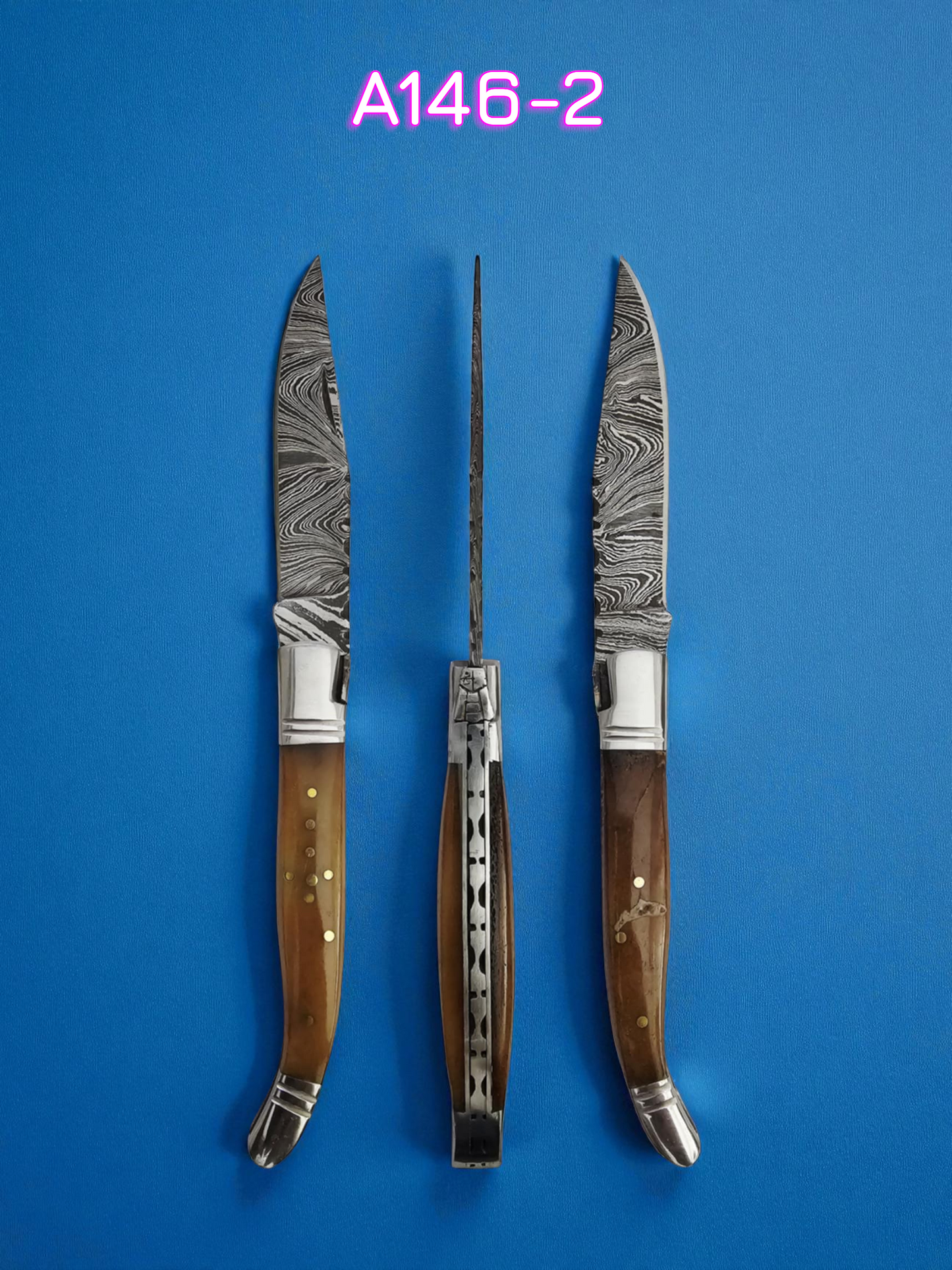 A146 Handmade Laguiole Rustique - Damascus Steel & Camel Bone