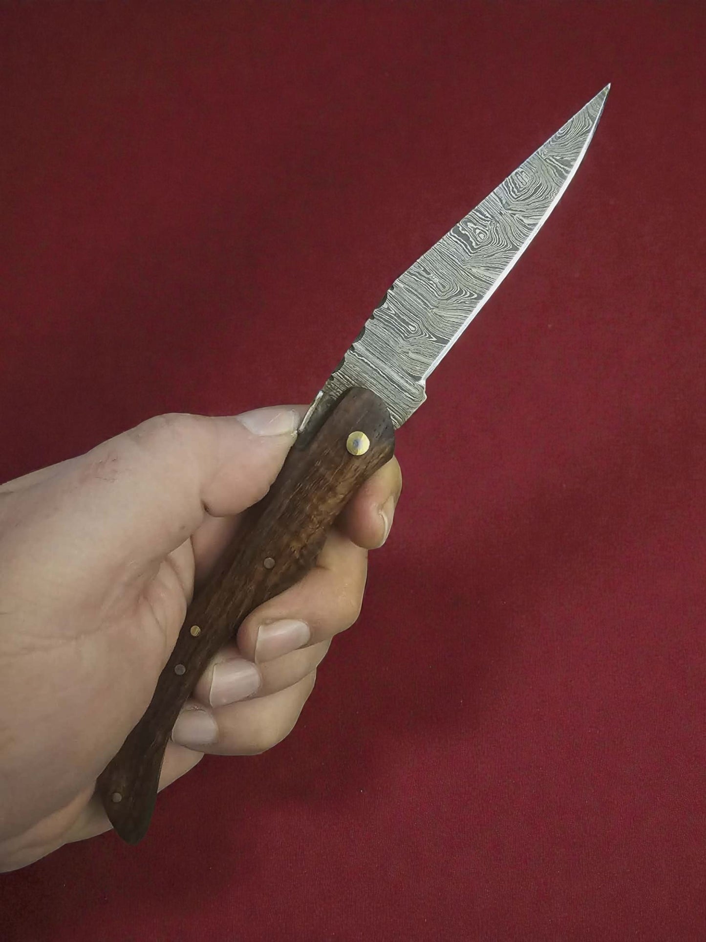 F010 - Χειροποίητο Laguiole Folding από Δαμασκηνό Ατσάλι & ξύλο καρυδιάς