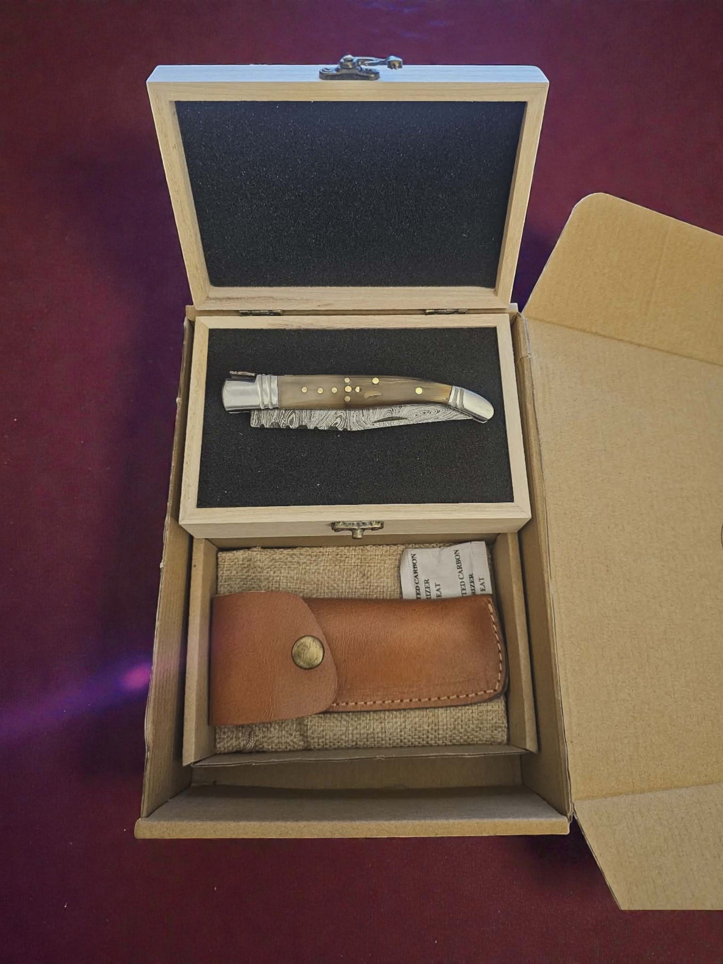 F025 - Χειροποίητο Laguiole Rustique από Δαμασκηνό Ατσάλι & Κέρατο κριαριού