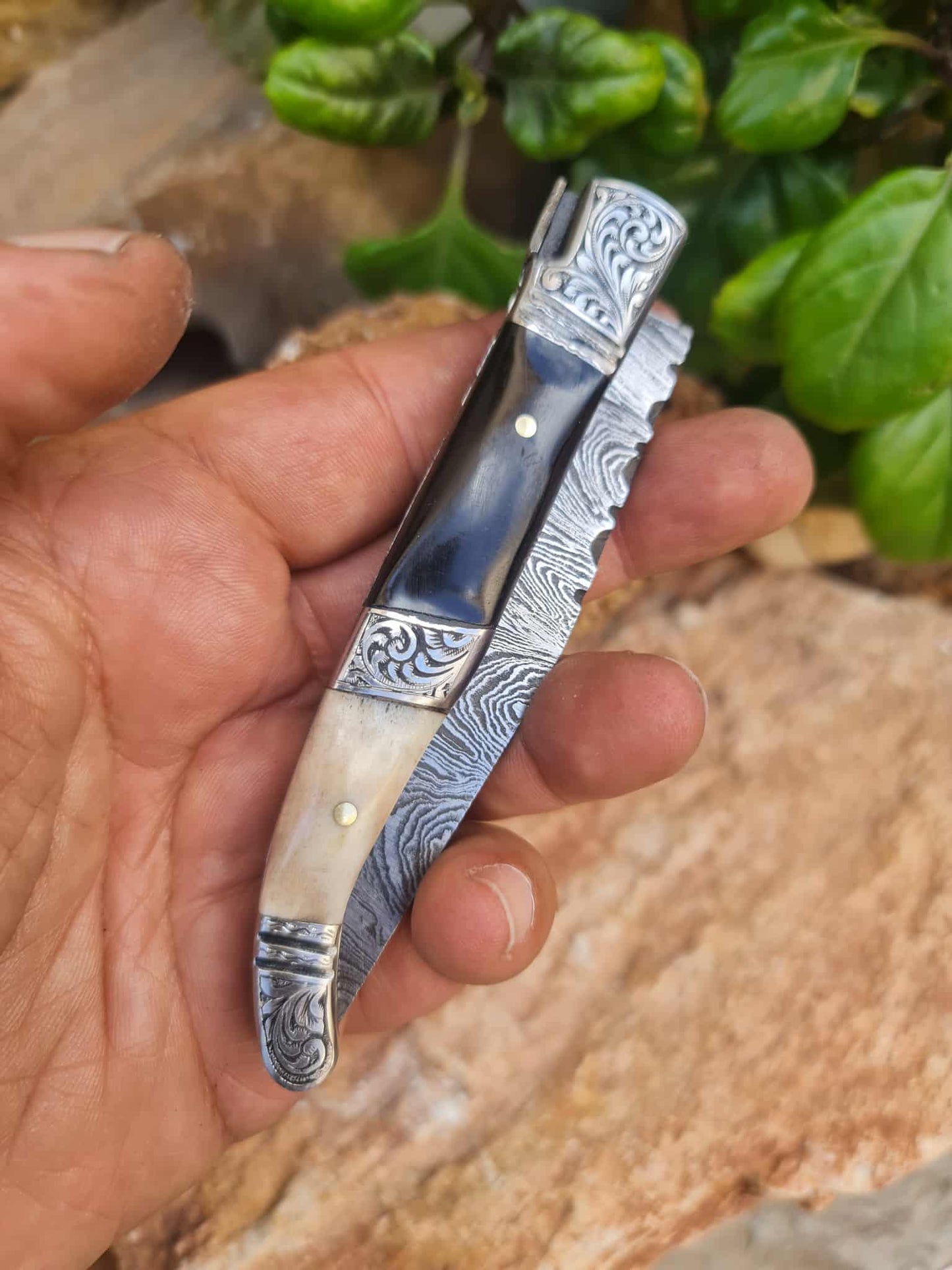 Handmade 22cm Laguiole Rustique with Damascus Steel -  Buffalo Horn - Red Deer antler & 420 Stainless Steel with Master Hand-Engraved