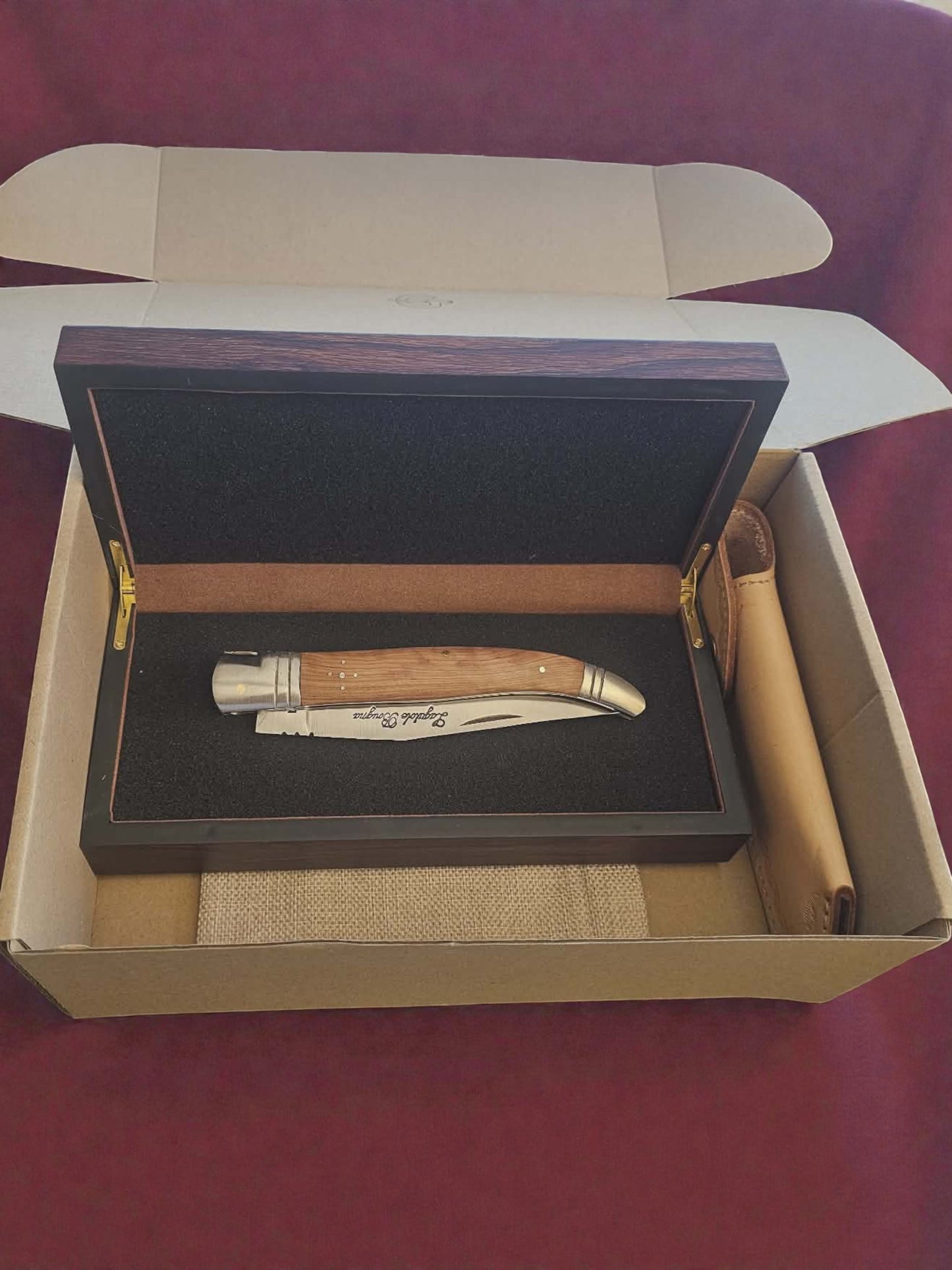 F031 - Χειροποίητο Laguiole Bougna από Ανοξείδωτο Ατσάλι & Ξύλο Ελιάς