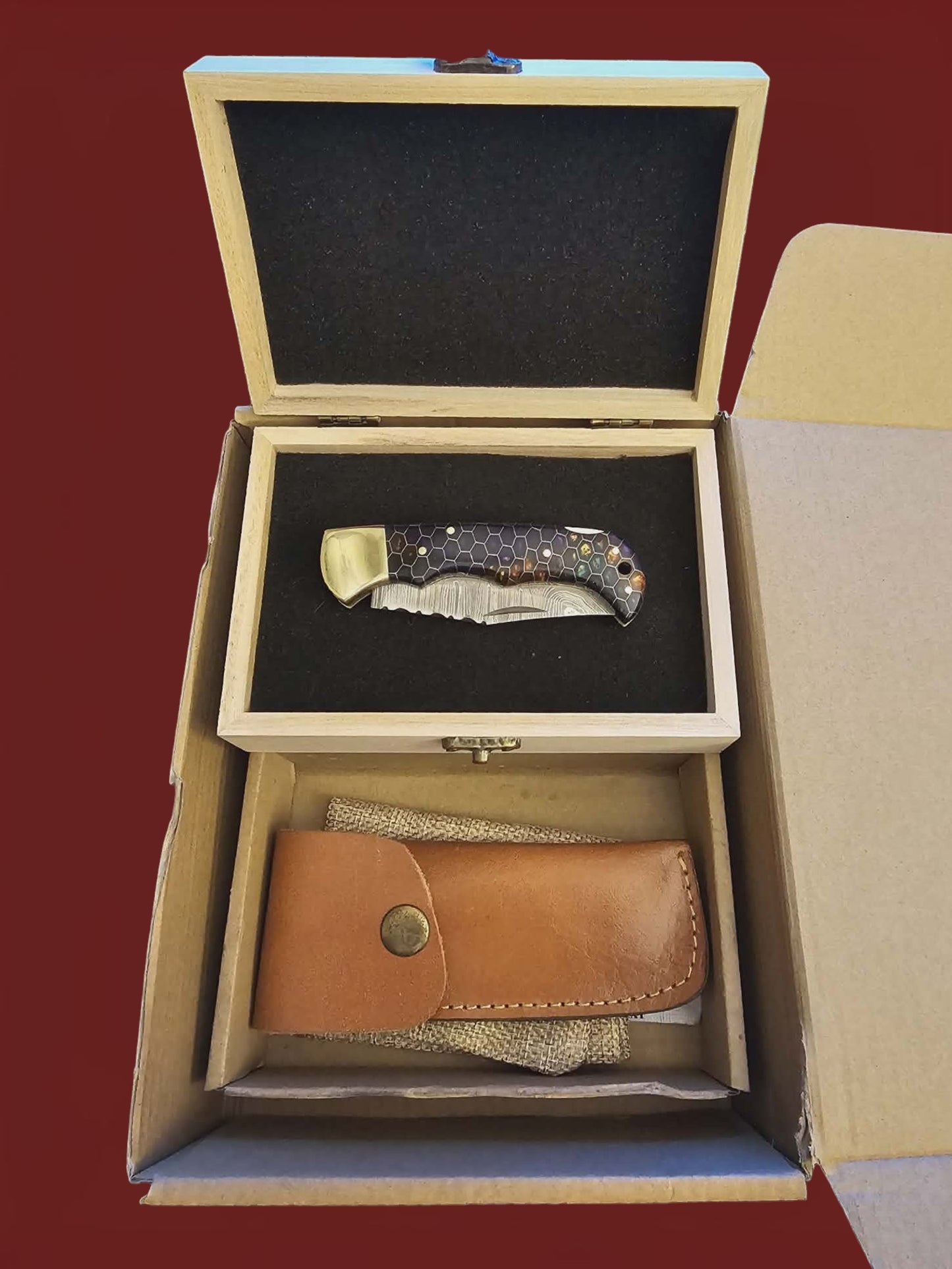 F110 Tsiakkoui - Damascus Steel & Resin