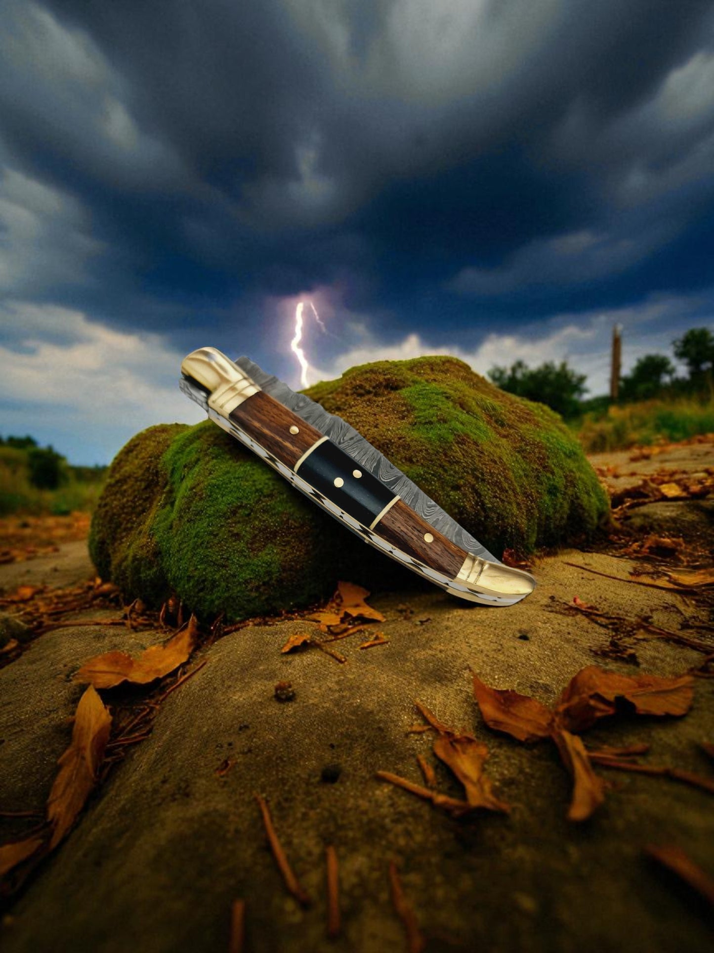 A120 Handmade Laguiole Classique - Damascus Steel - Walnut Wood & Buffalo Horn