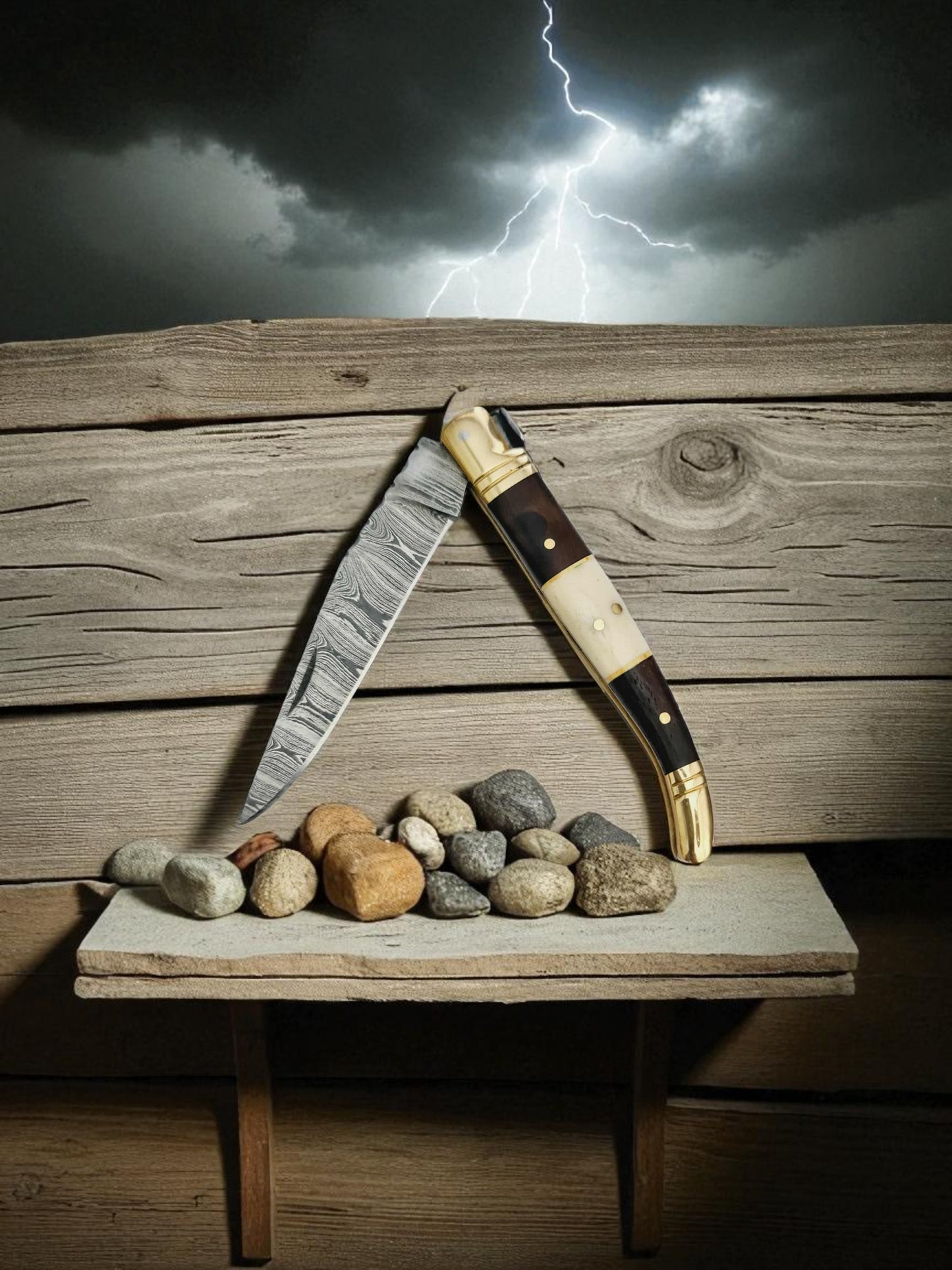 A123 Handmade Laguiole Classique - Damascus Steel - Rosewood & Camel Bone