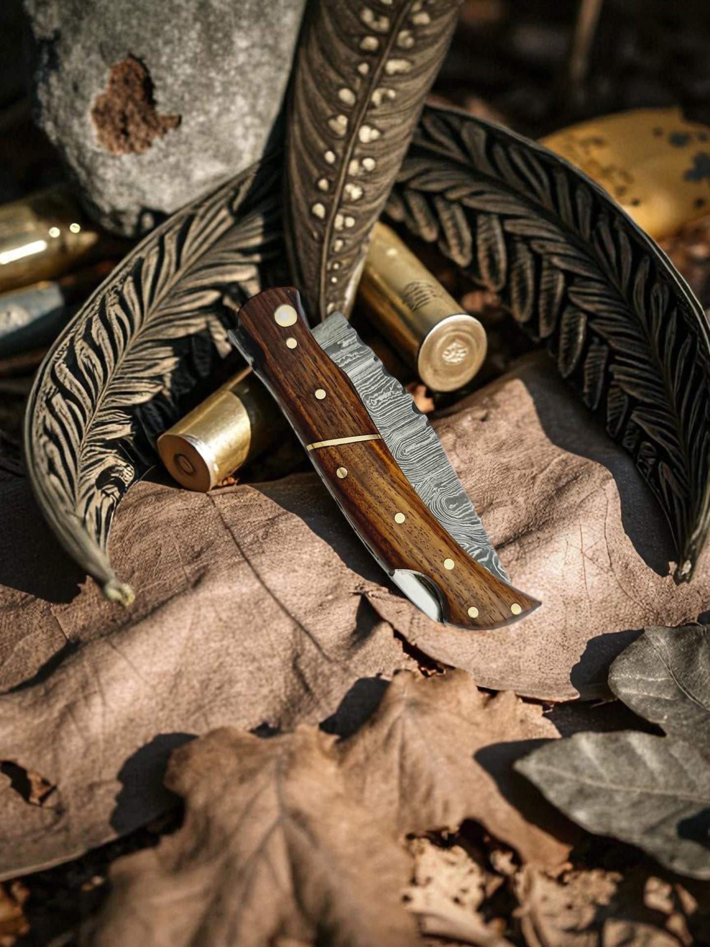 A133 Handmade Laguiole Élite - Damascus Steel & Walnut Wood